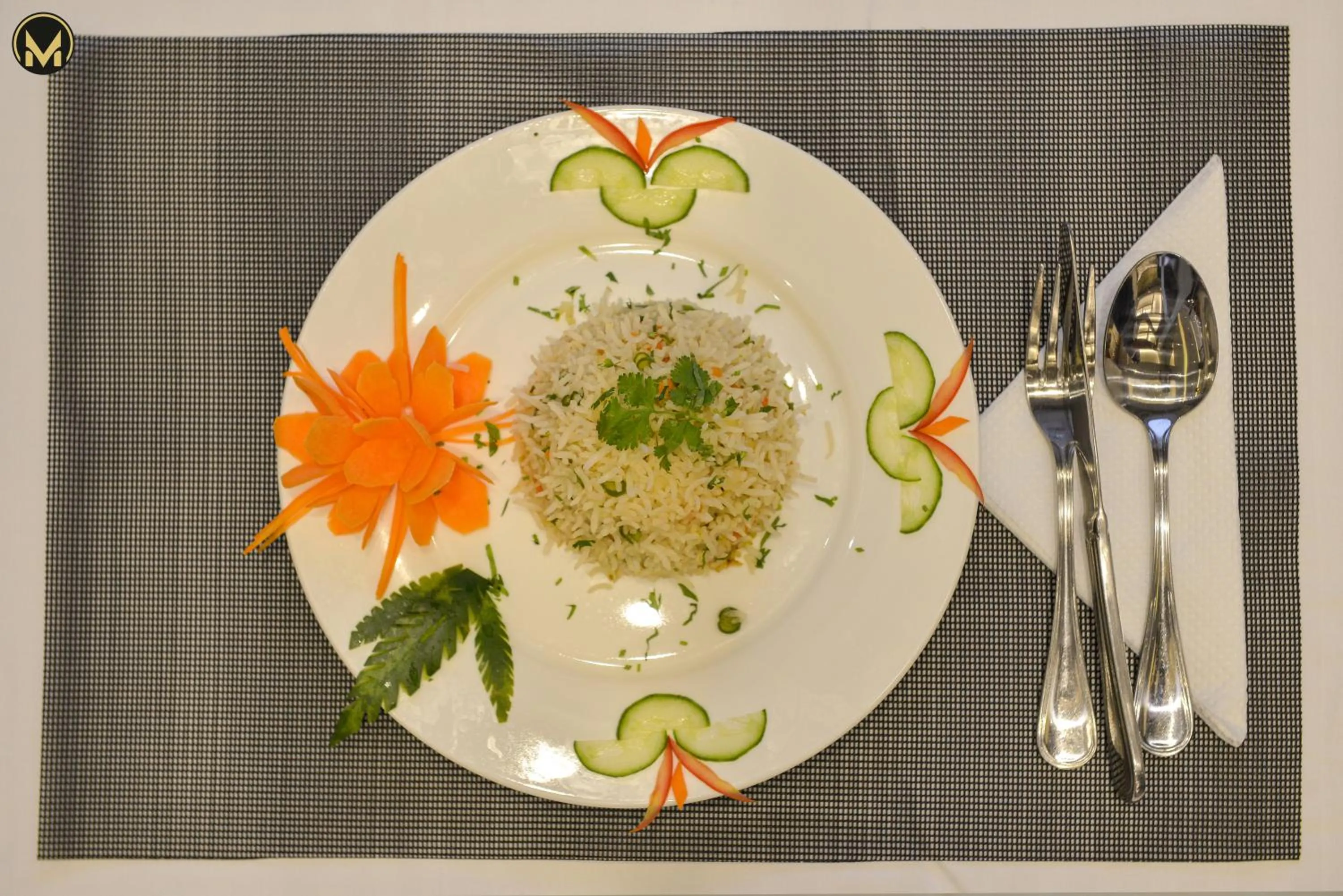 Restaurant/places to eat in Muscat Express Hotel