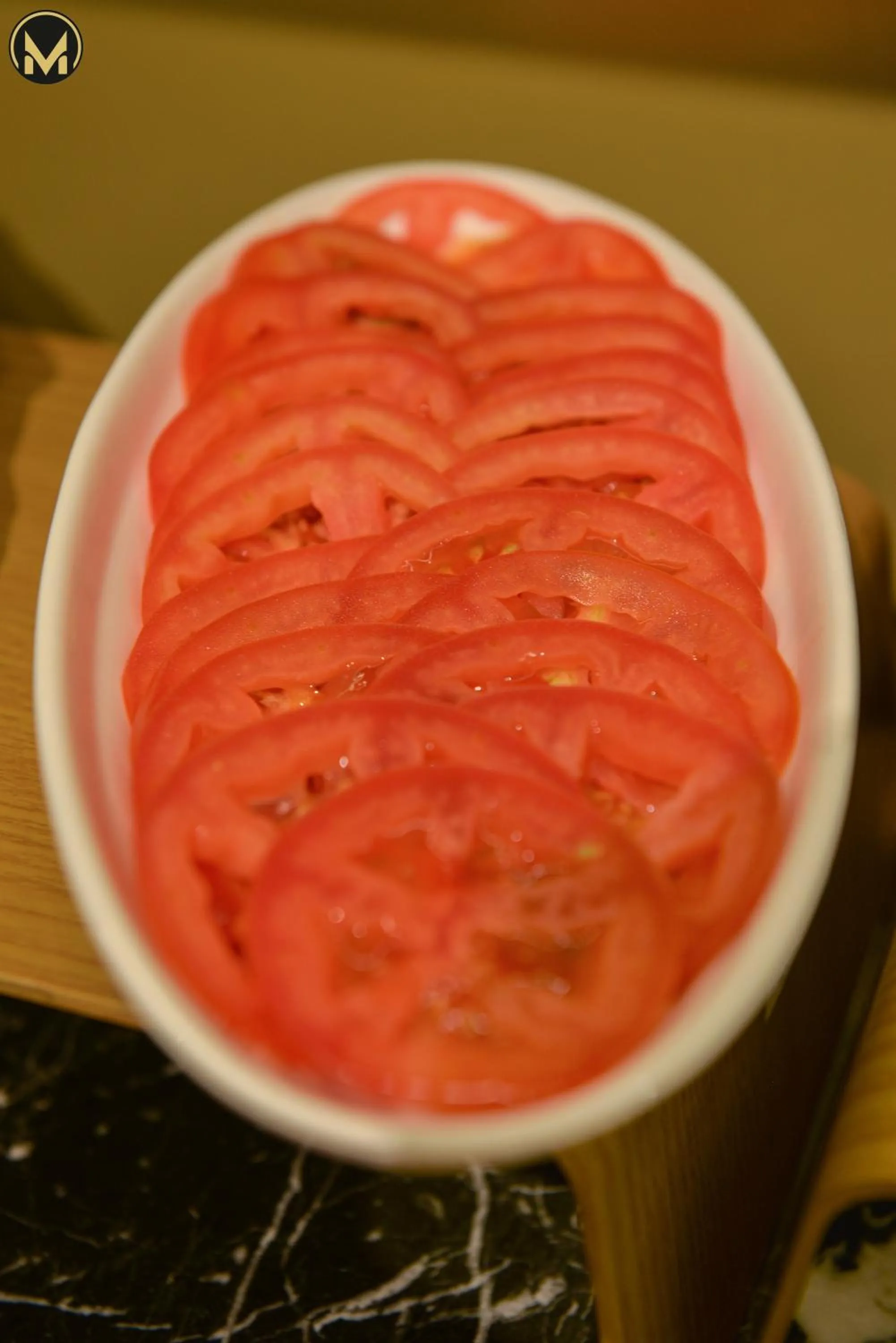 Restaurant/places to eat in Muscat Express Hotel