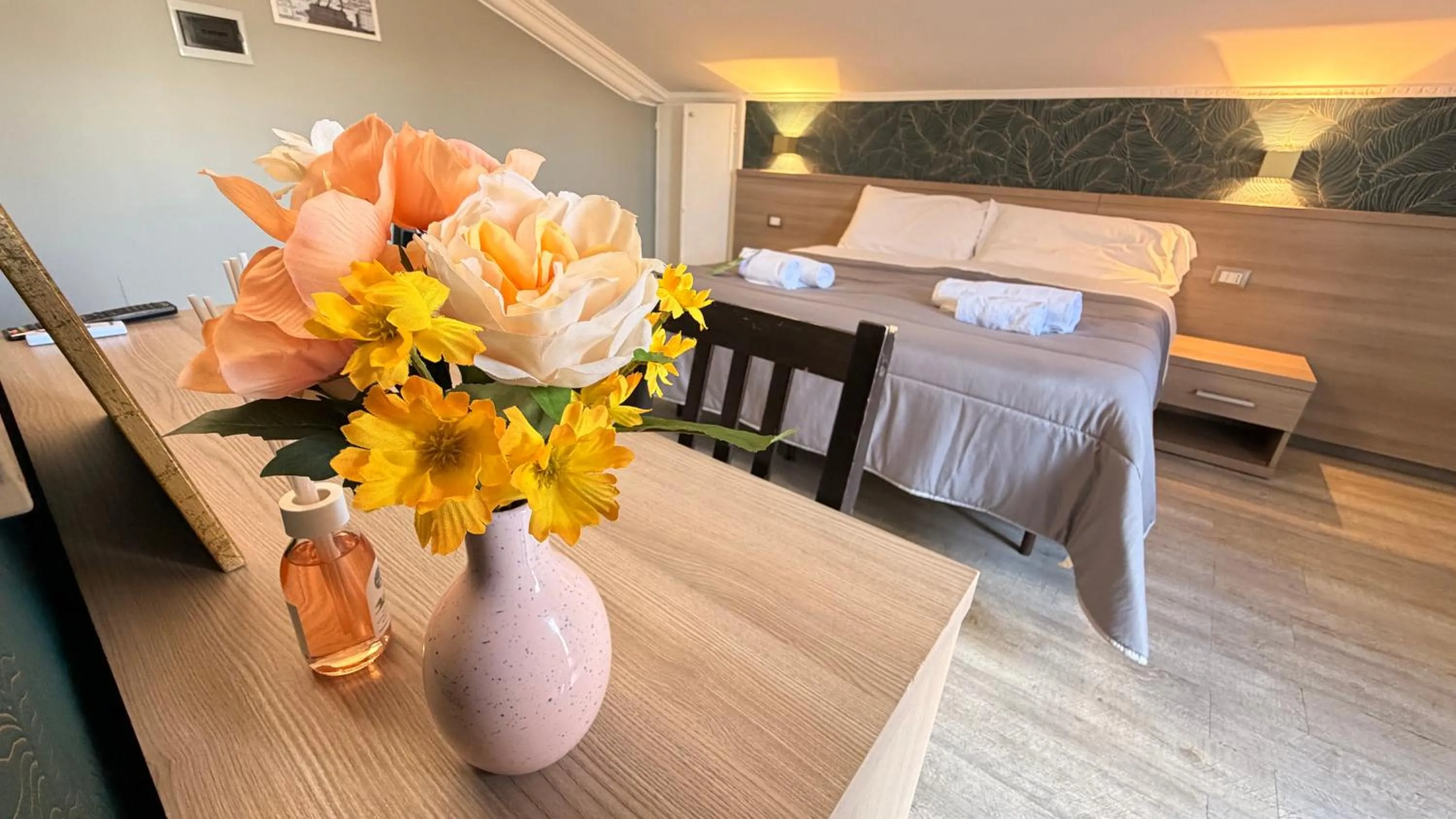 Bedroom, Bed in Hotel Concorde