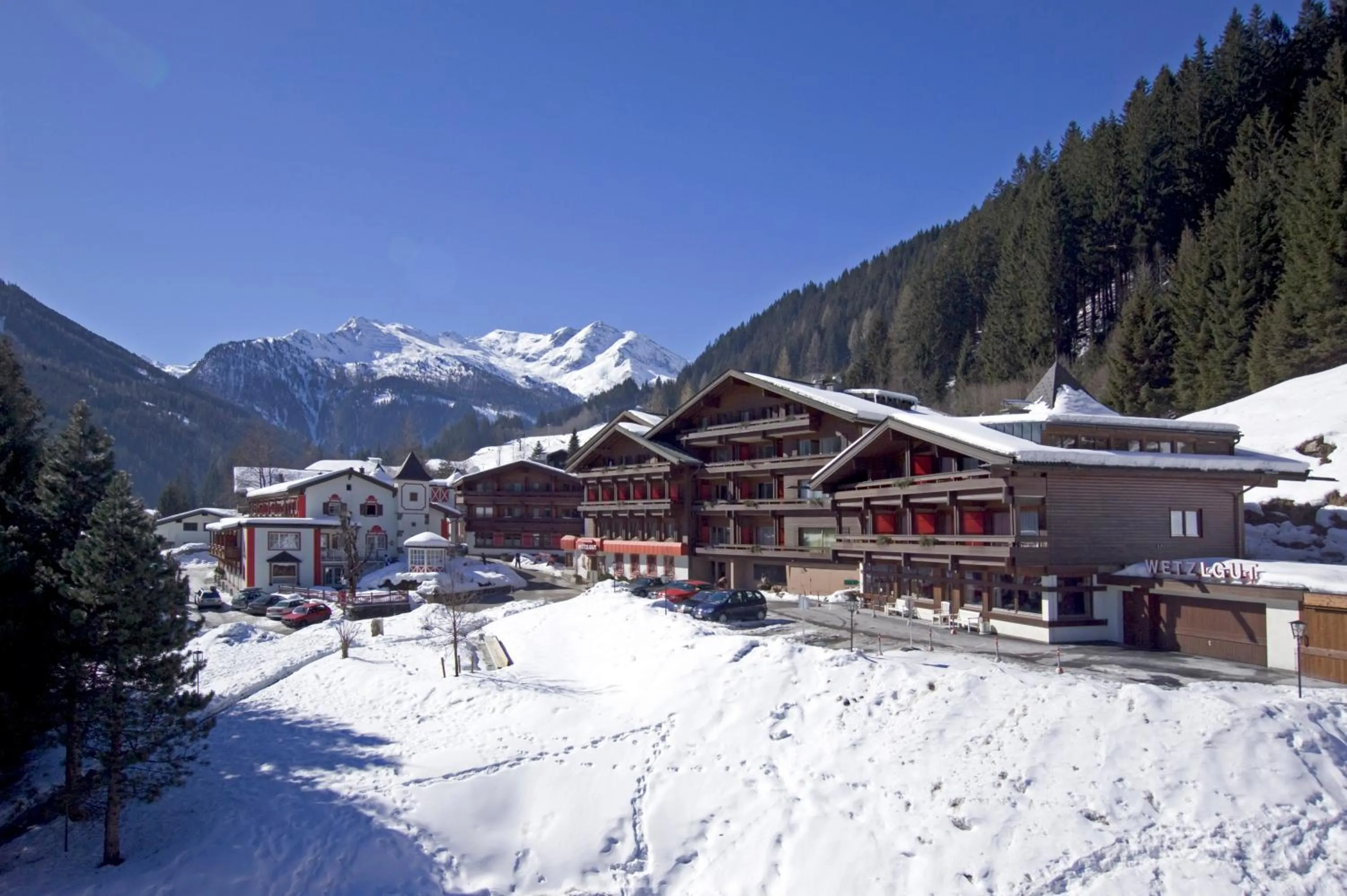 Property building in Aparthotel Chalet Wetzlgut