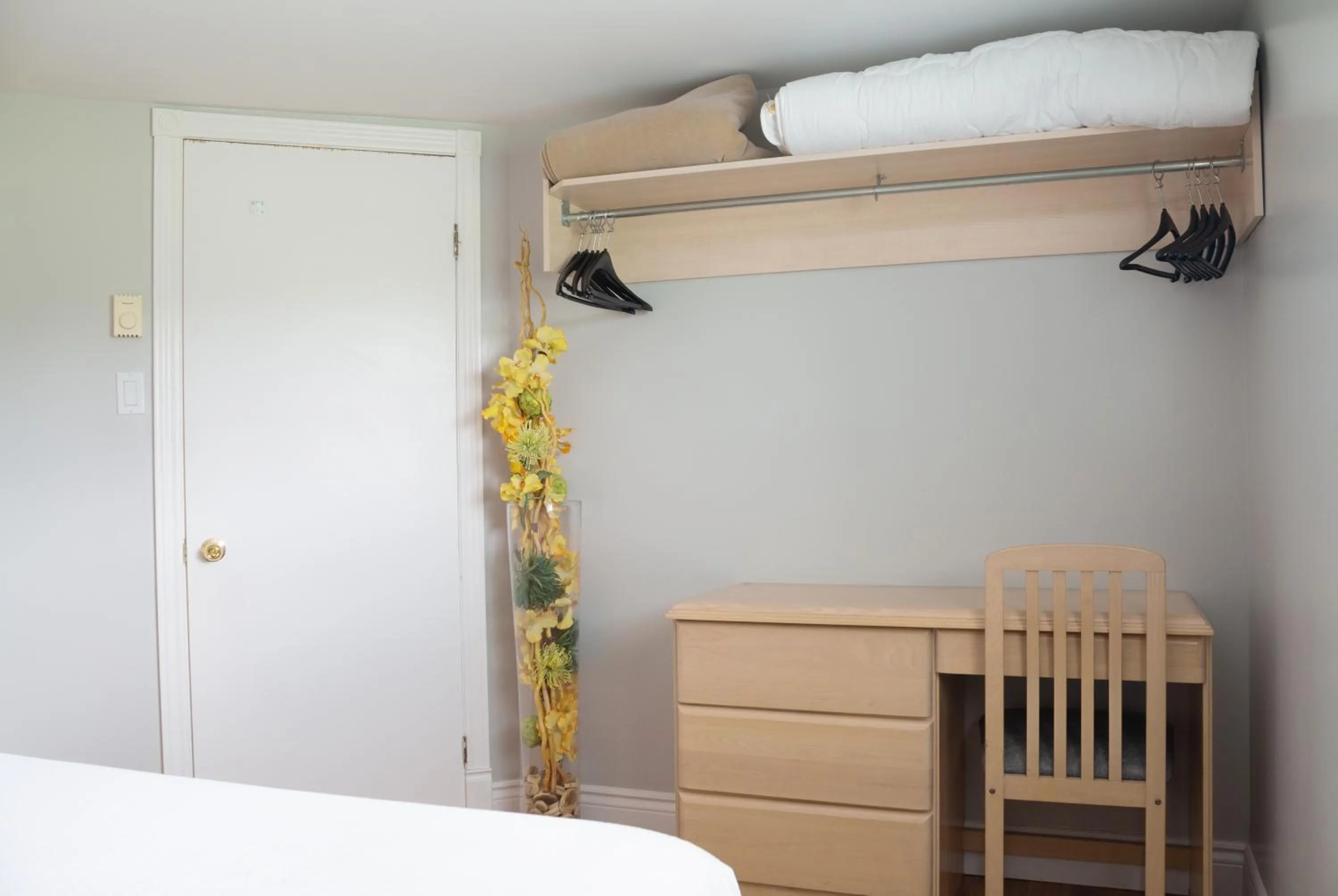 Photo of the whole room, Bed in Hôtel Matha