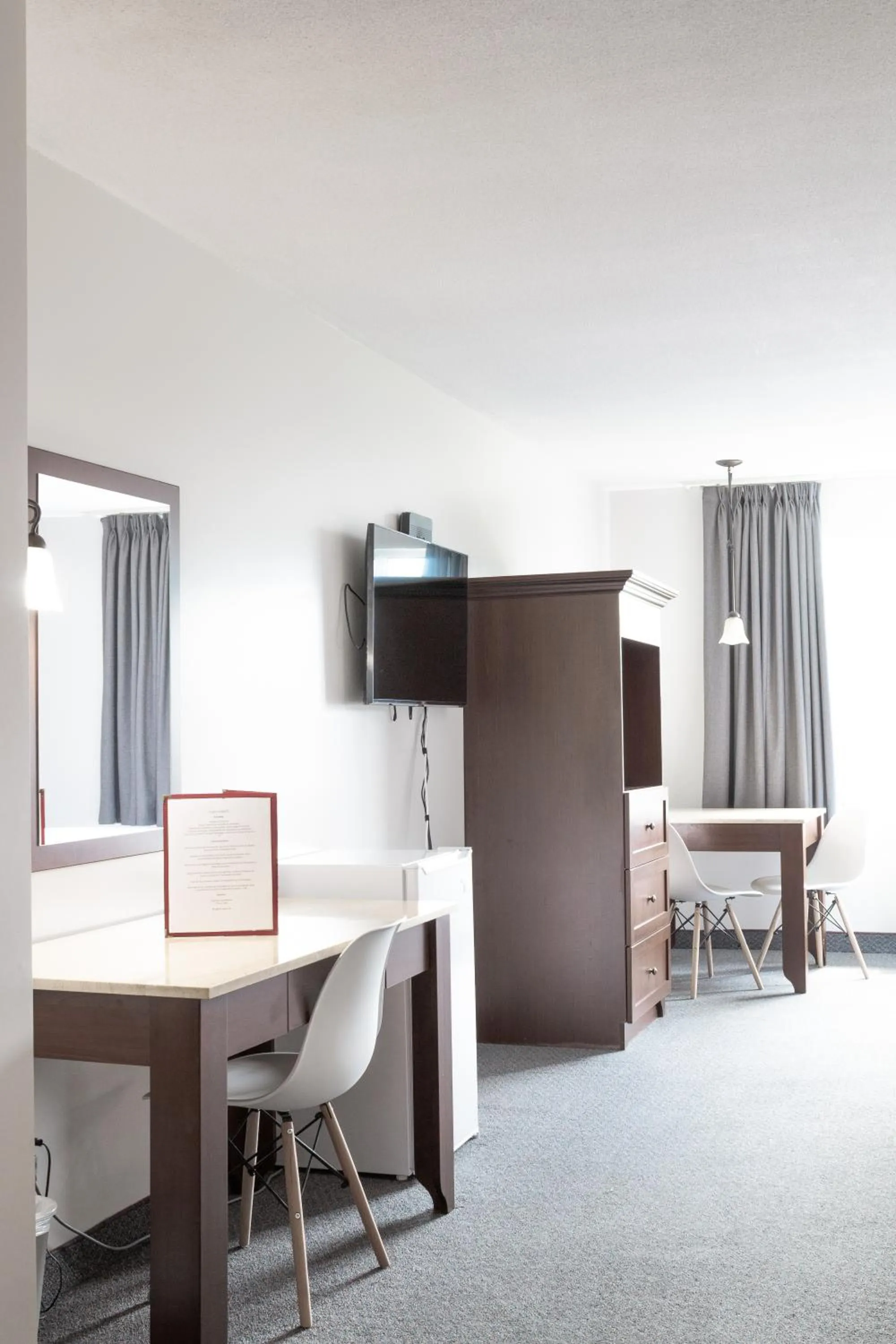 Photo of the whole room in Hôtel Matha