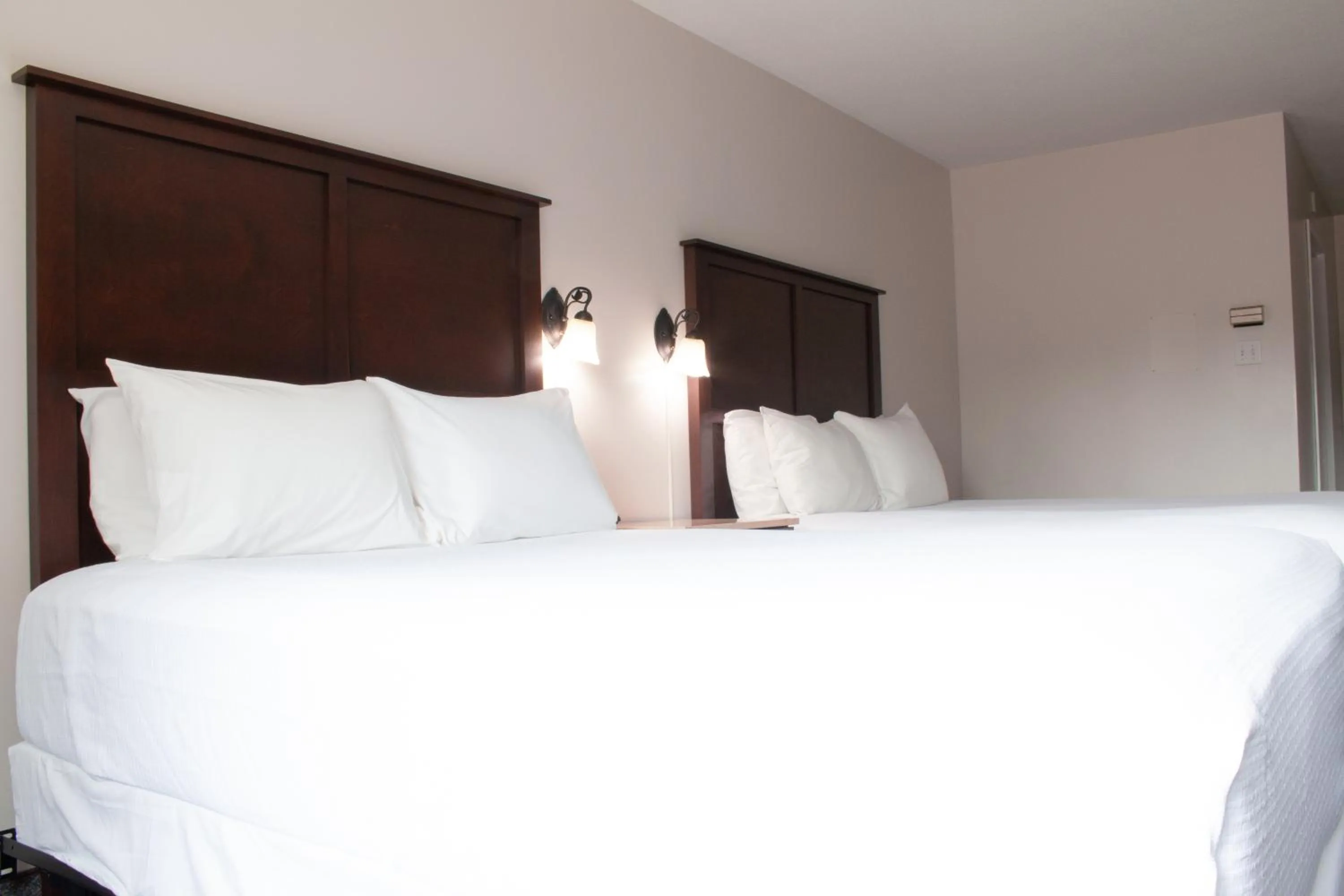 Photo of the whole room, Bed in Hôtel Matha