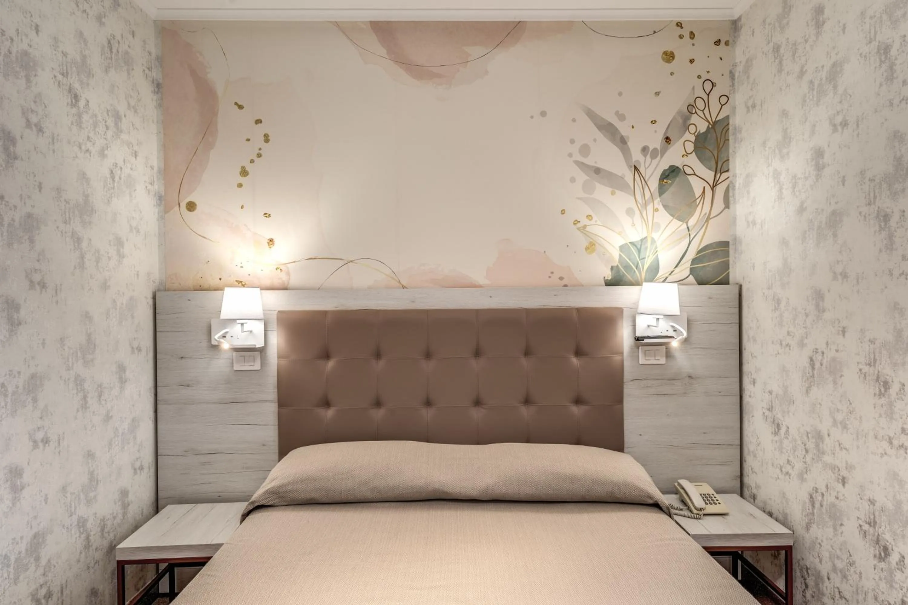 Bedroom, Bed in Hotel Milo