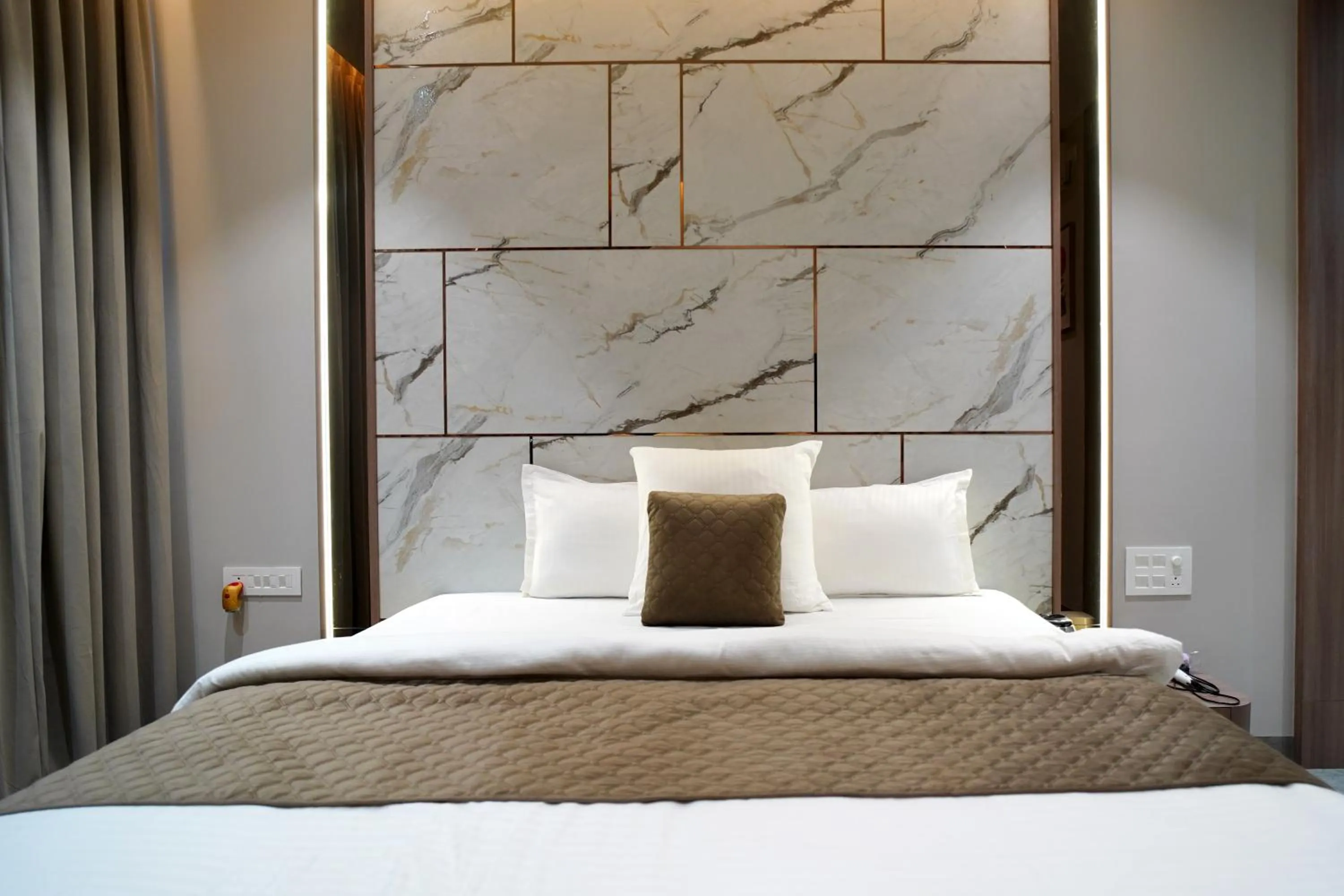 Bed in VIRASAT RESORT