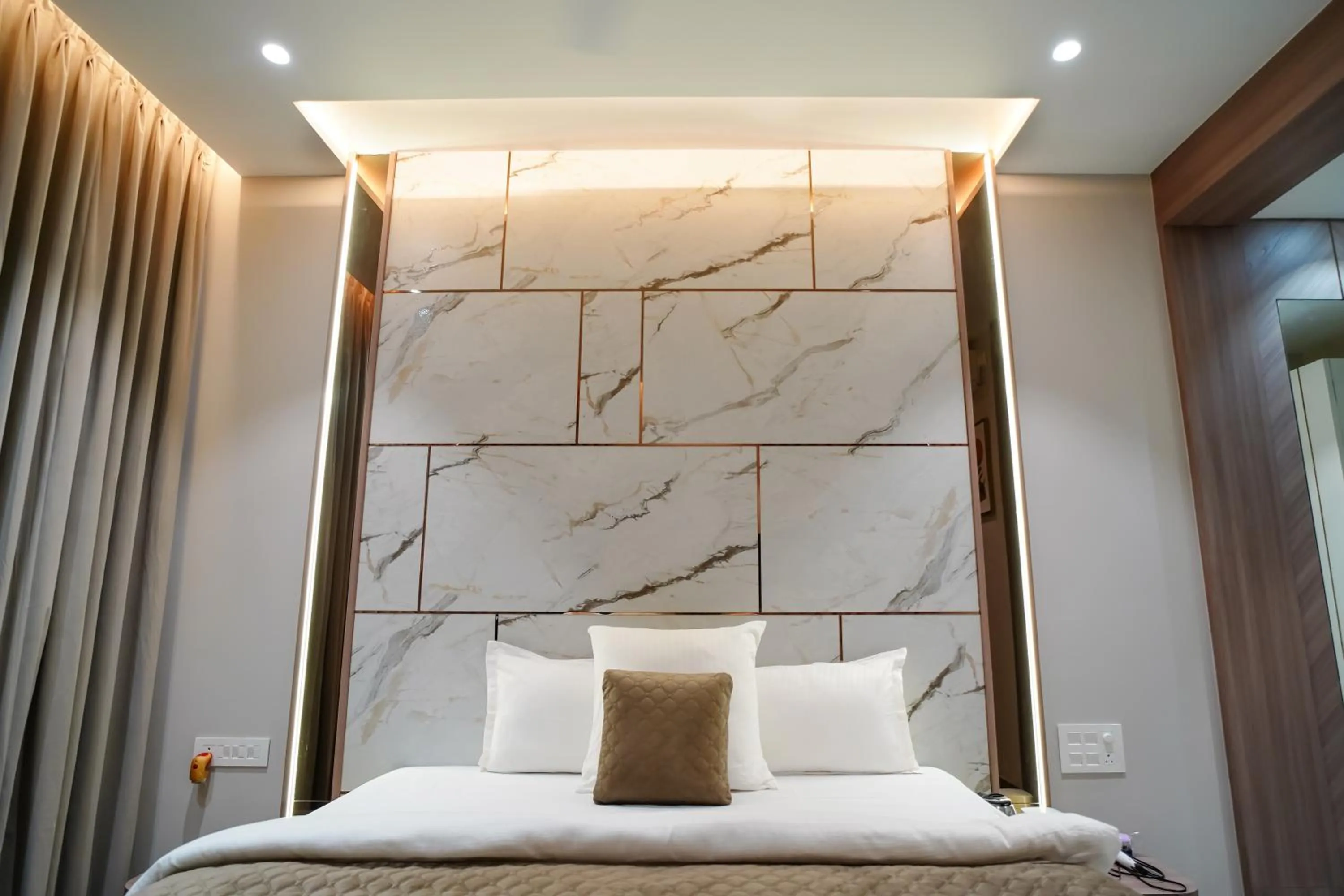 Bed in VIRASAT RESORT