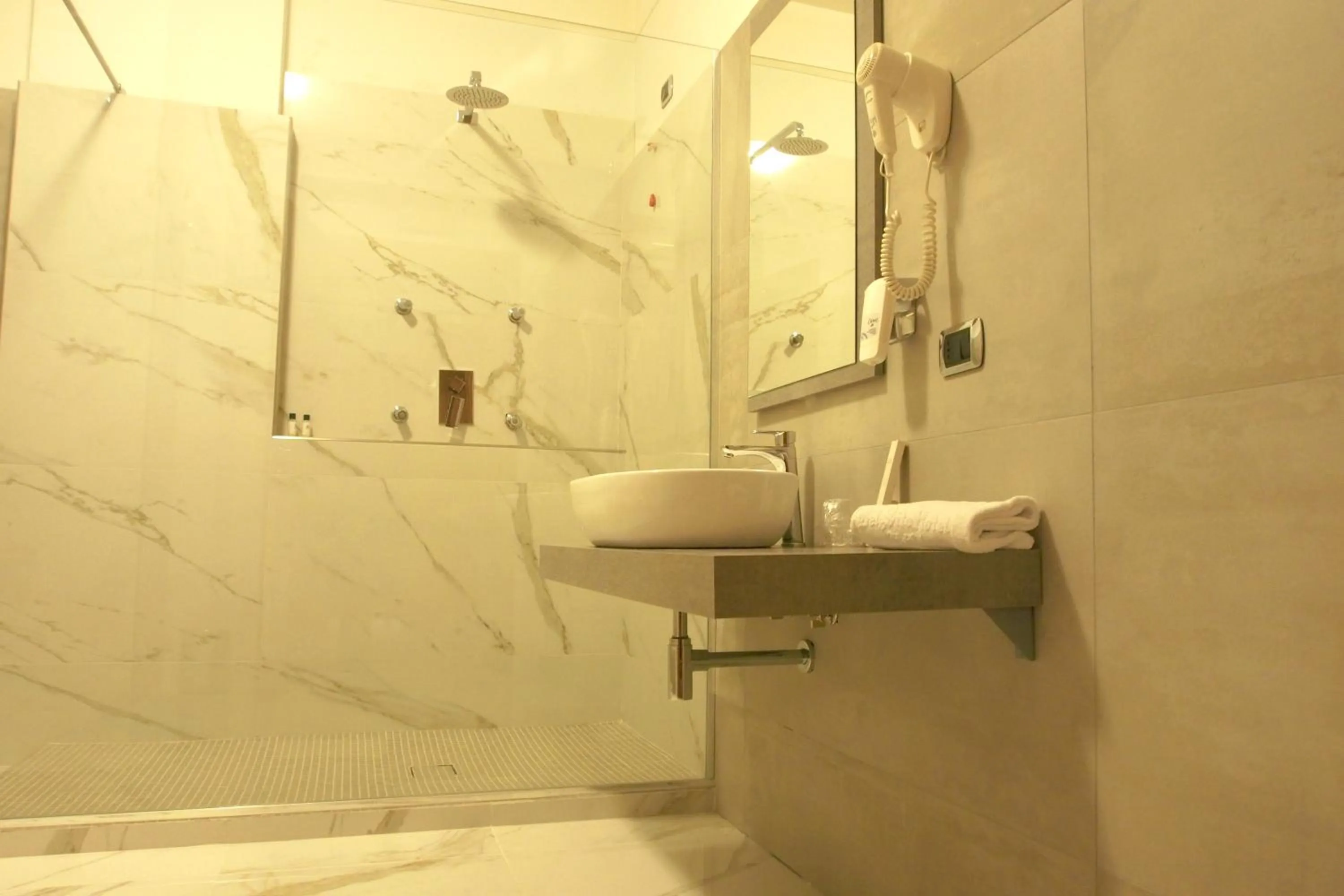 Bathroom in Bel Sito Hotel Due Torri