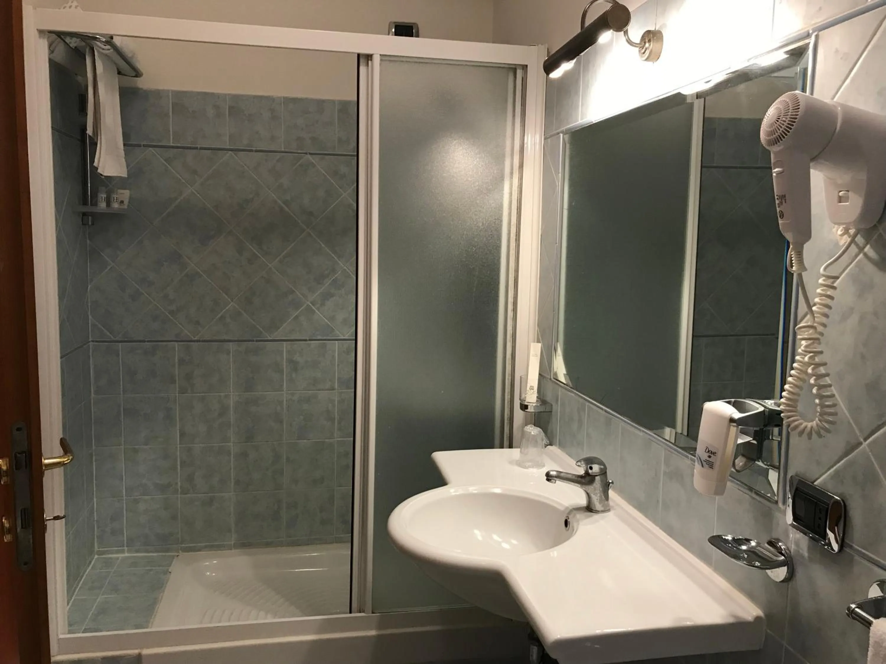 Bathroom in Bel Sito Hotel Due Torri