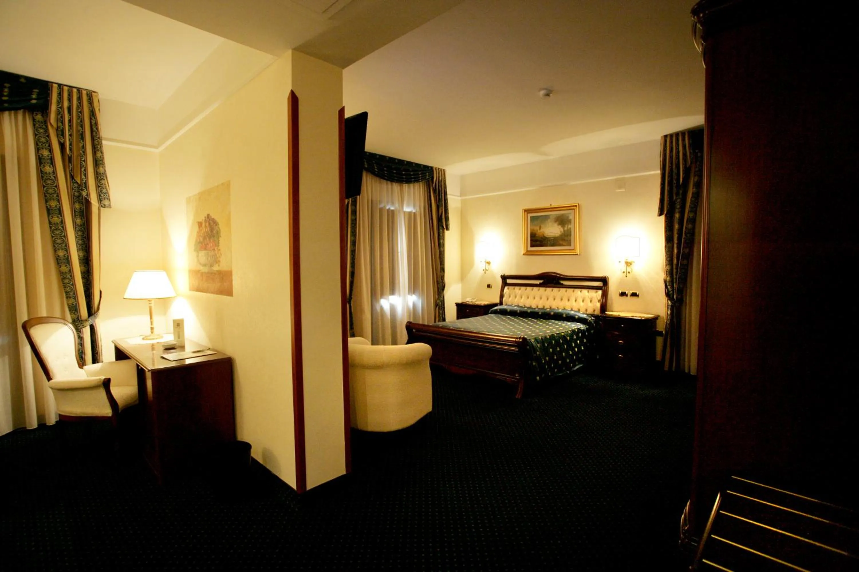 Bed in Bel Sito Hotel Due Torri