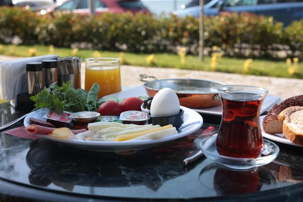 Breakfast in Taşliman Otel