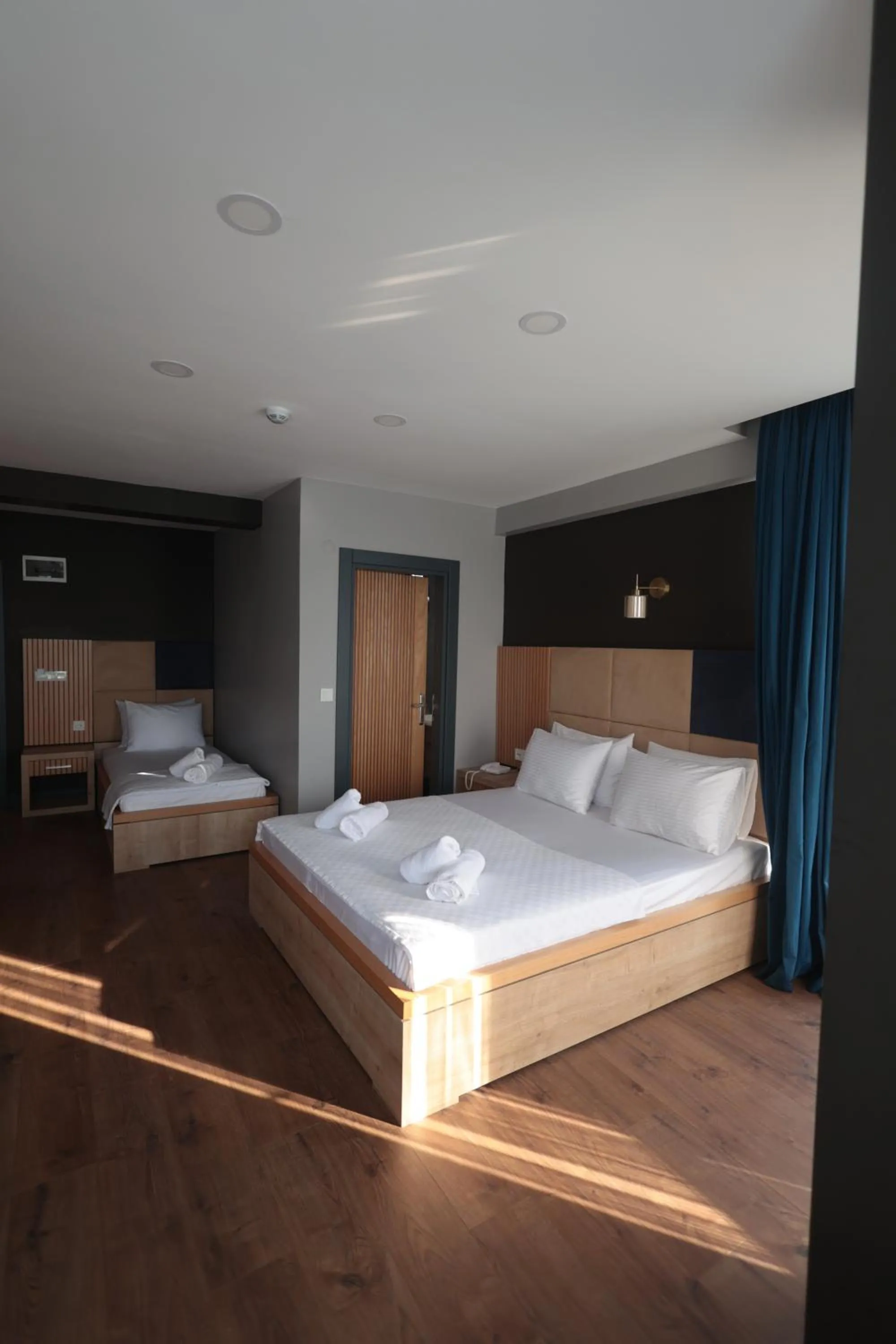 Photo of the whole room, Bed in Taşliman Otel