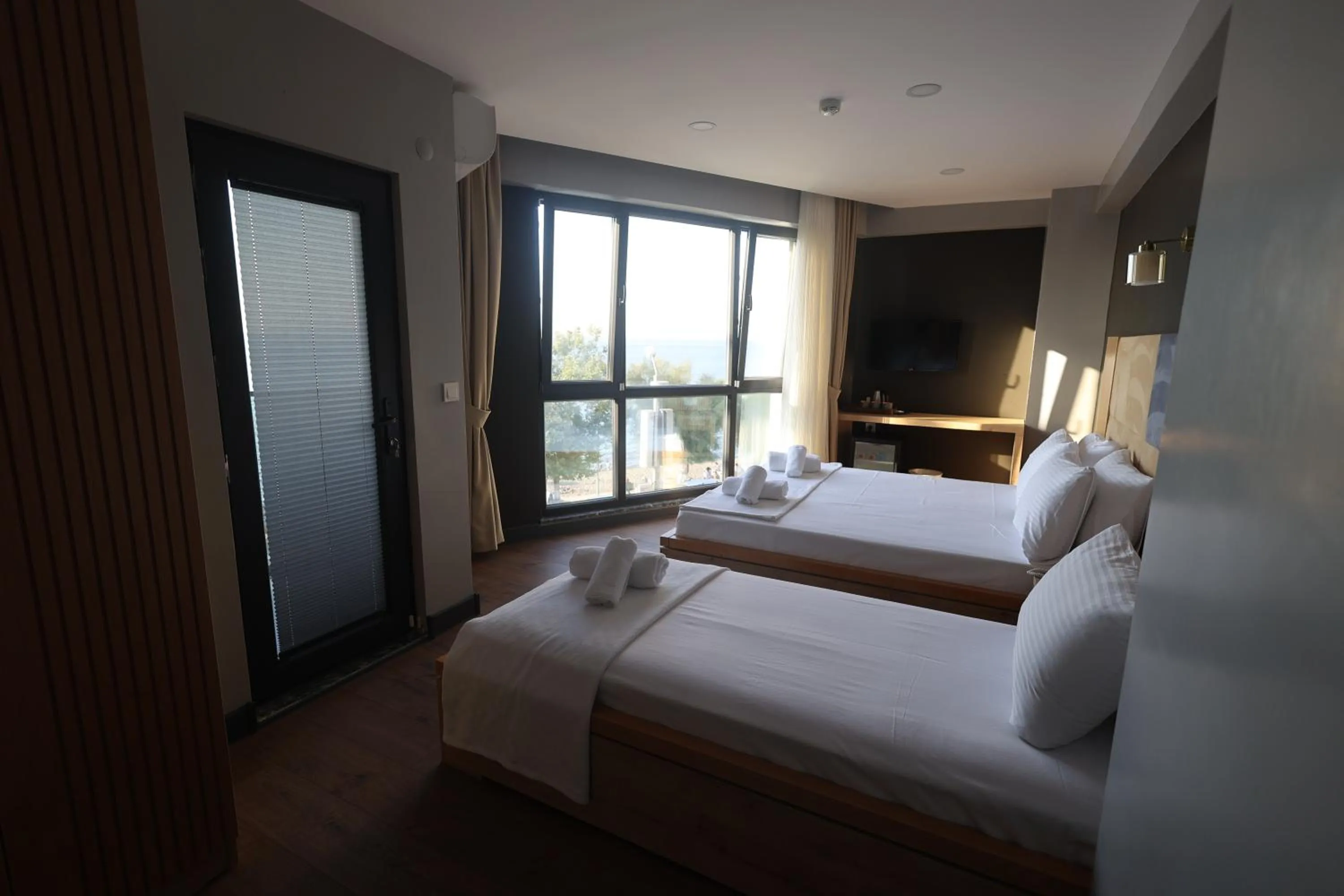 Photo of the whole room, Bed in Taşliman Otel