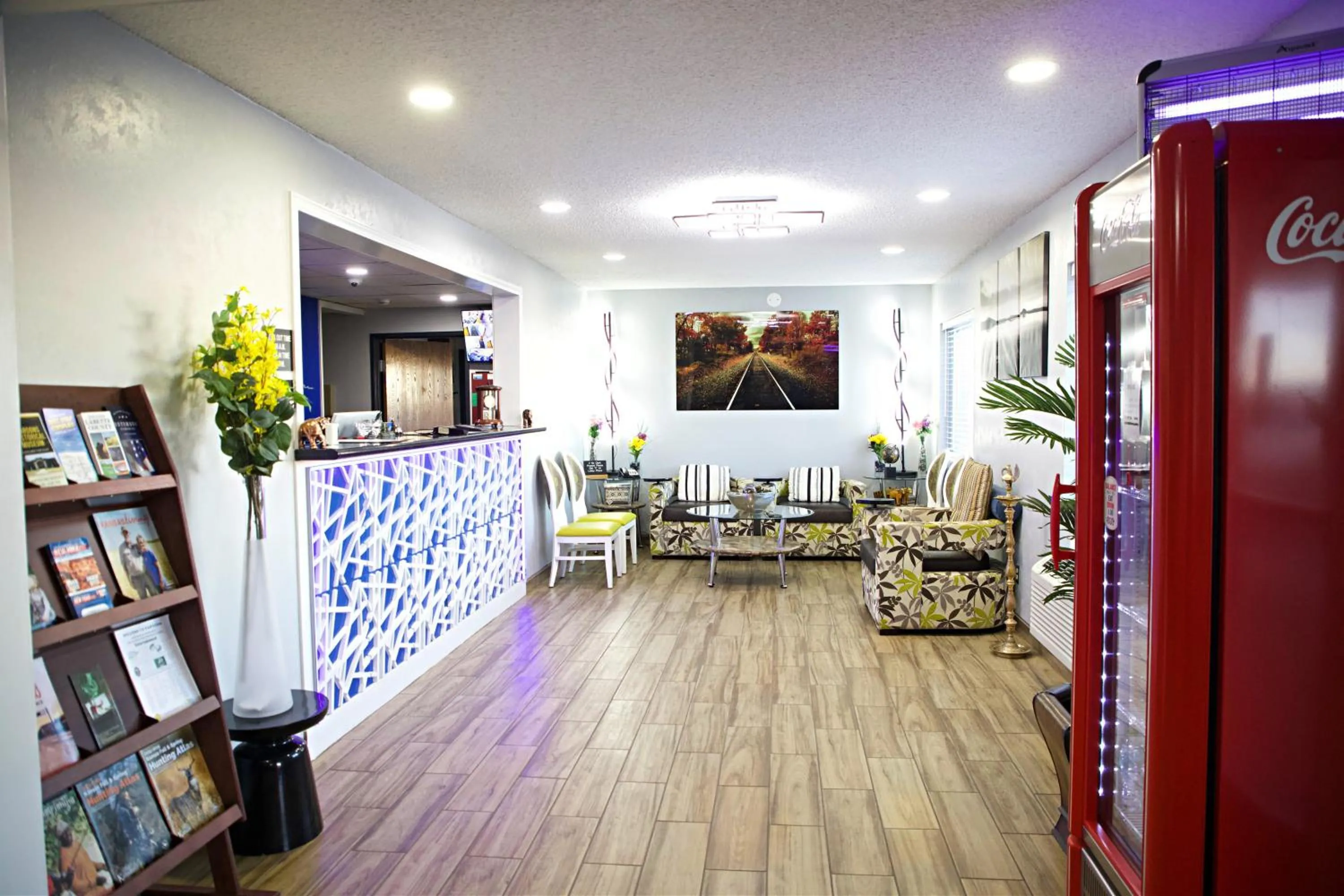 Lobby or reception in Express Inn Parsons