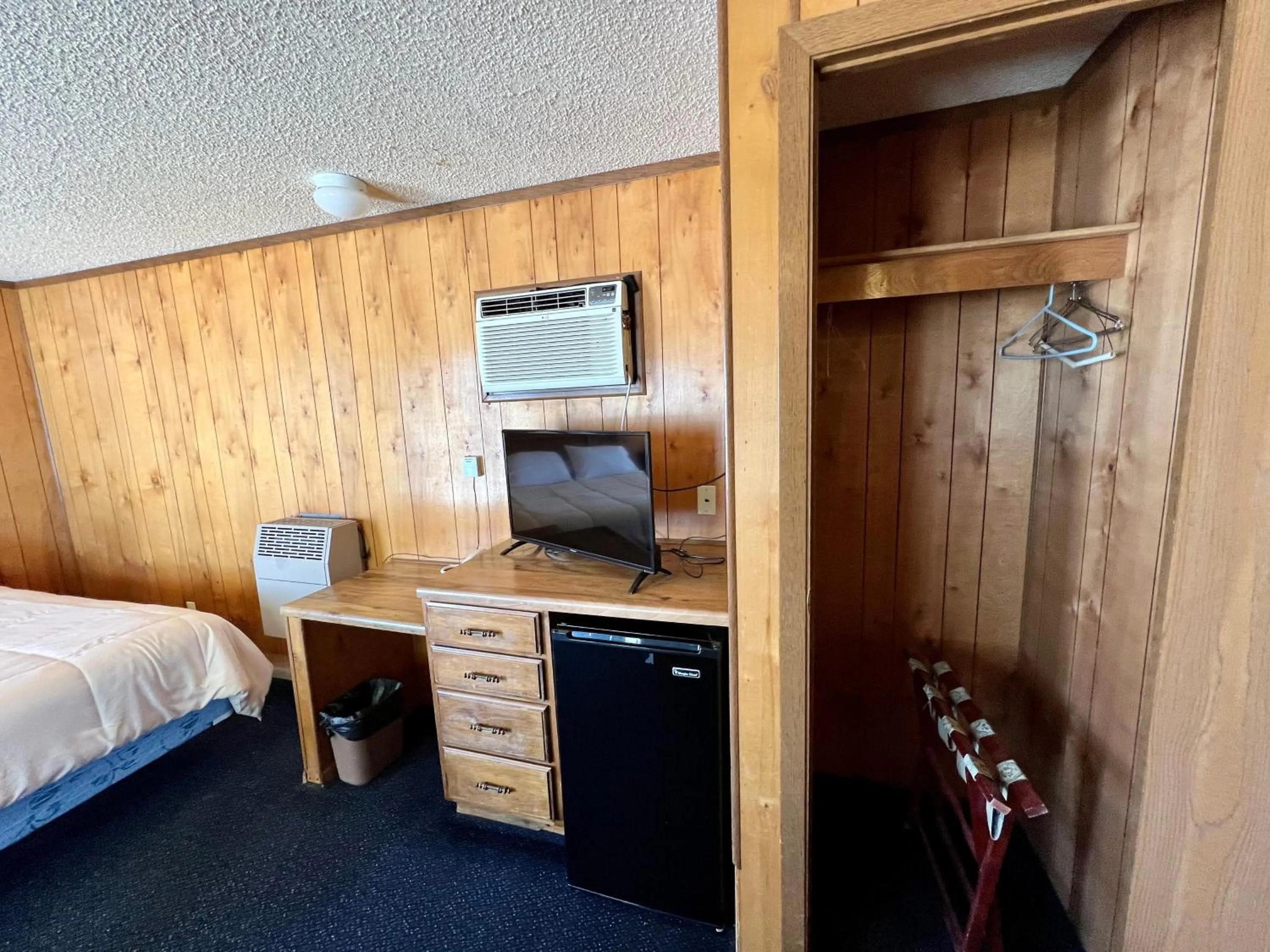 Bed in Border Inn Casino