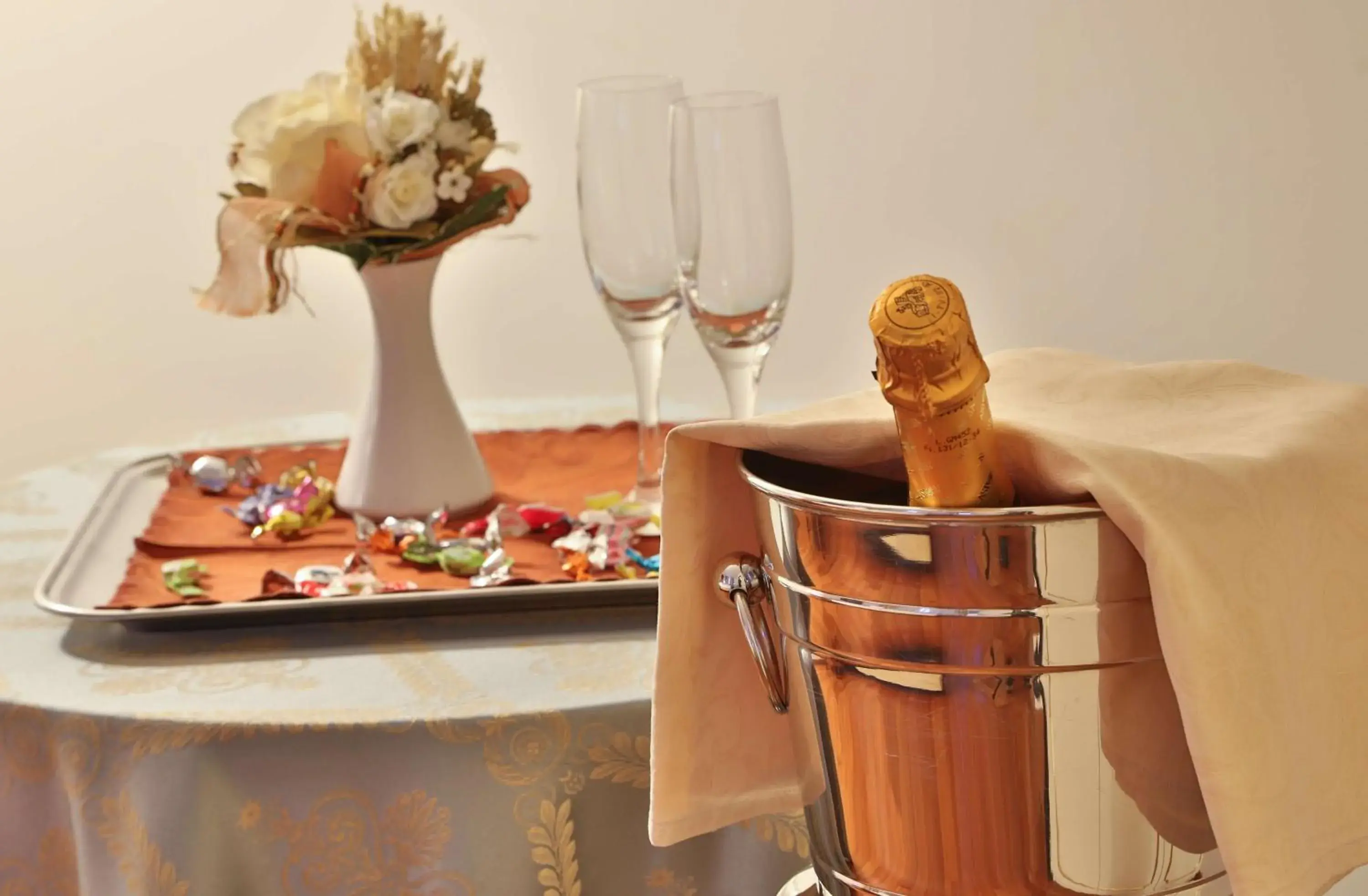 Restaurant/places to eat in Best Western Hotel Globus City Restaurant/places to eat in Best Western Hotel Globus City