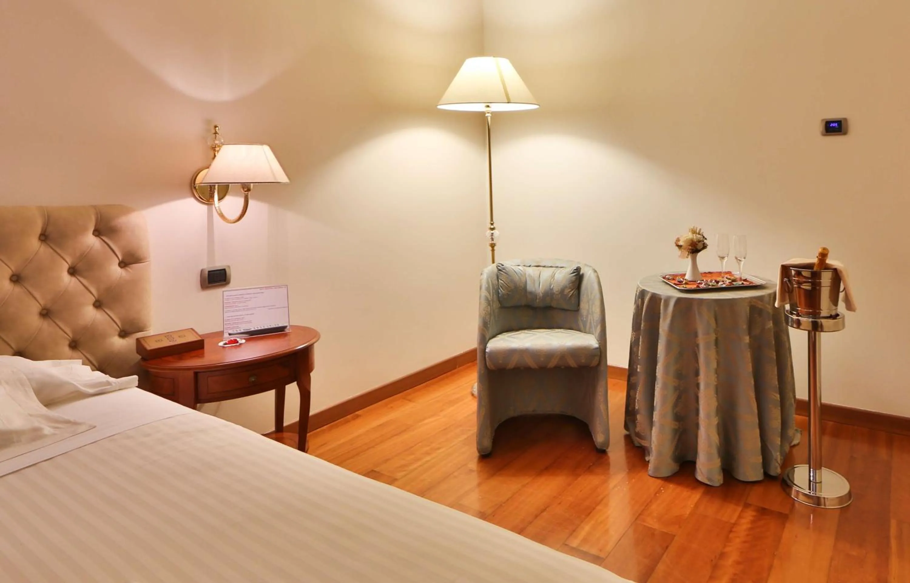 Bedroom, Bed in Best Western Hotel Globus City