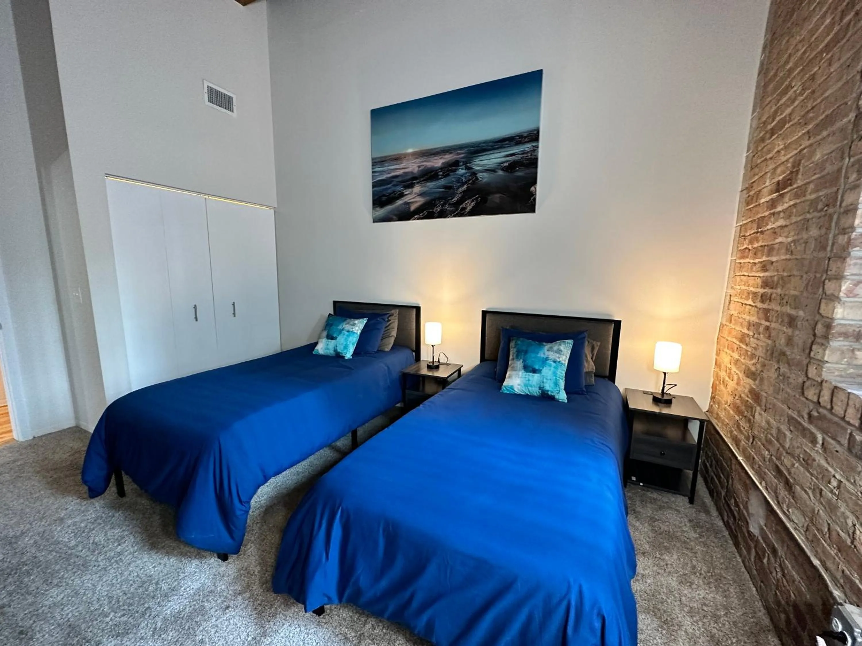 Bedroom, Bed in Luxéry Stay Chicago - Themed Units! Close to Downtown, McCormick Place & Wintrust Arena