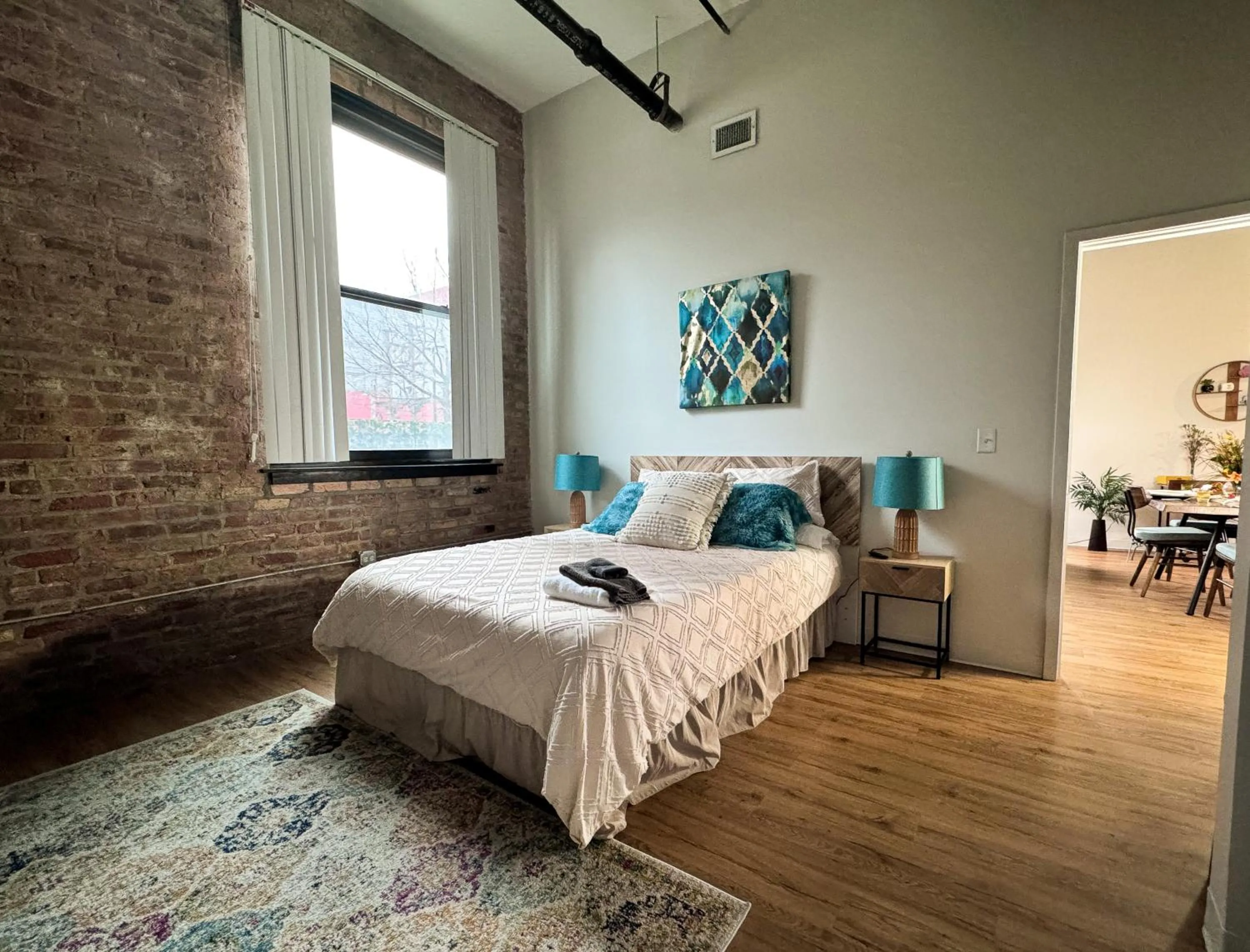 Bedroom, Bed in Luxéry Stay Chicago - Themed Units! Close to Downtown, McCormick Place & Wintrust Arena