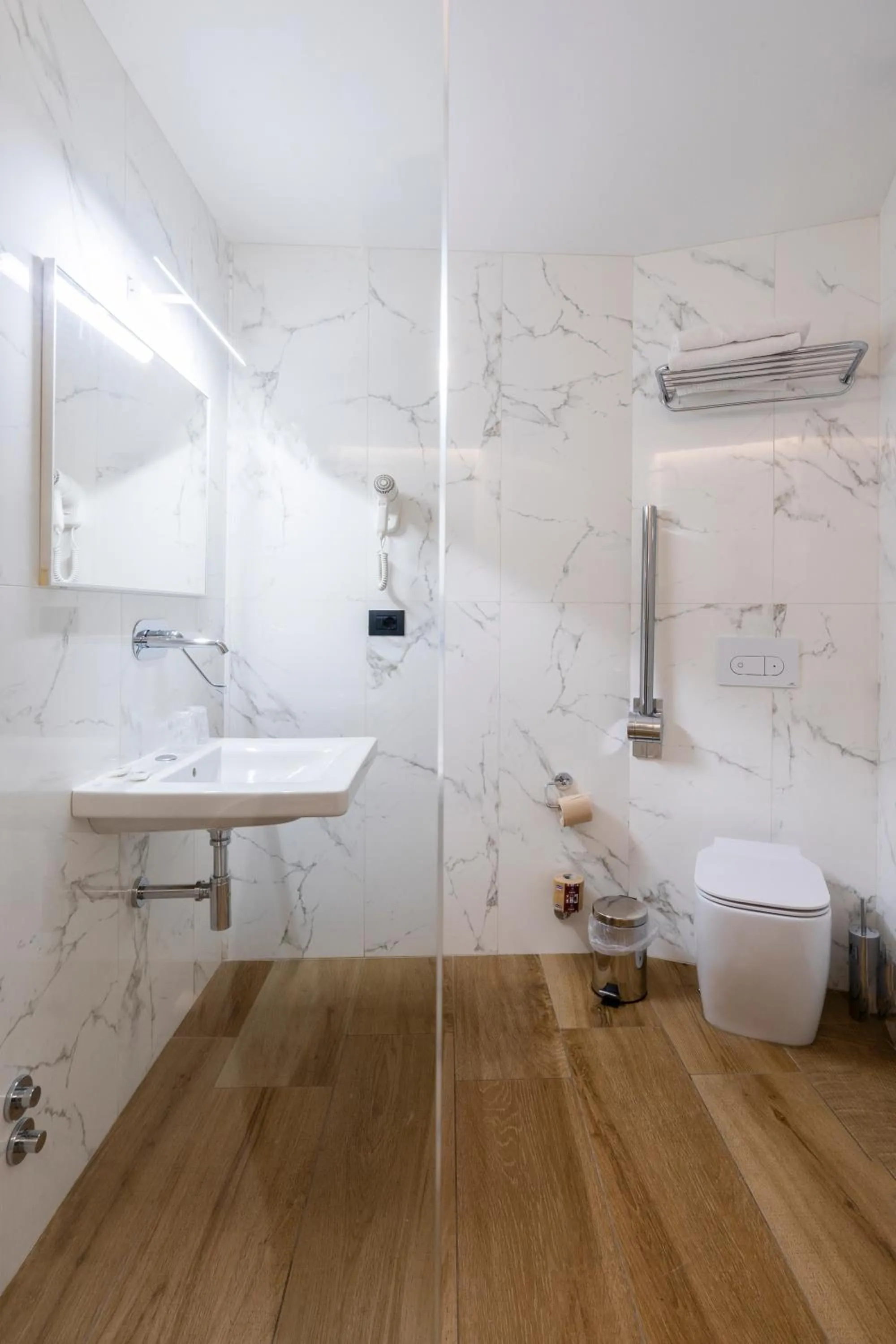 Bathroom in London Hotel