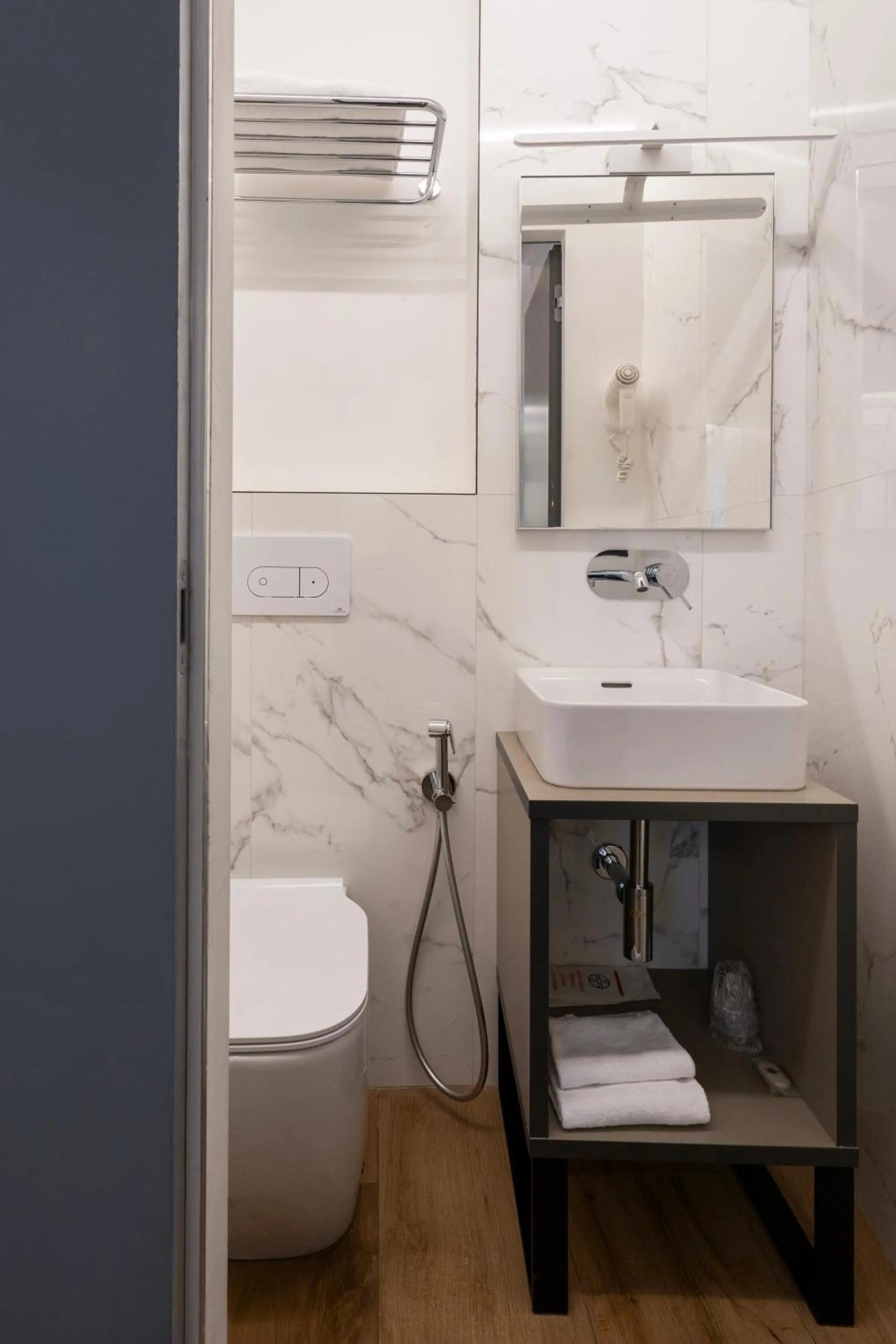 Toilet in London Hotel