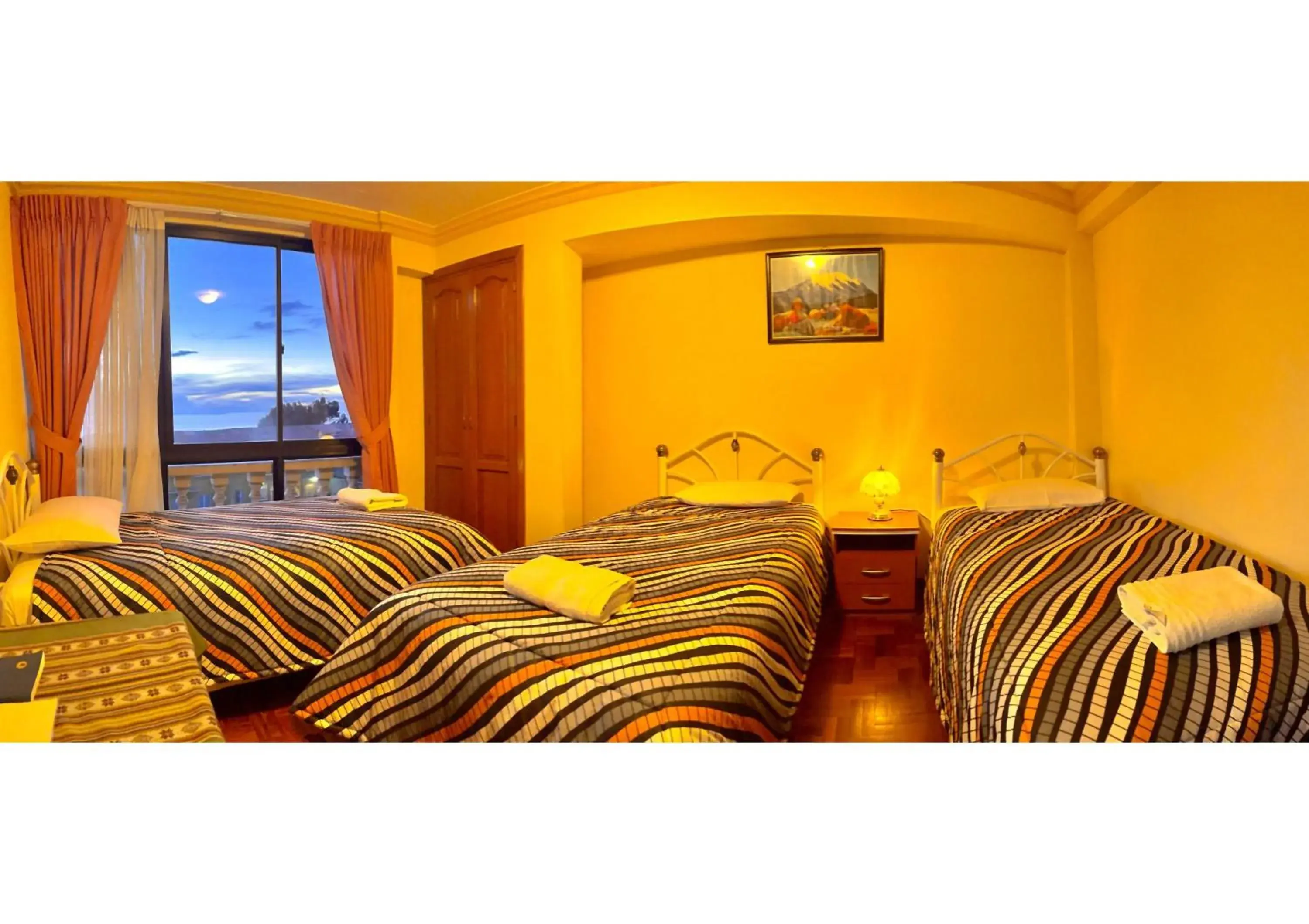 Triple Room with Private Bathroom in HOTEL WENDY MAR Triple Room with Private Bathroom in HOTEL WENDY MAR