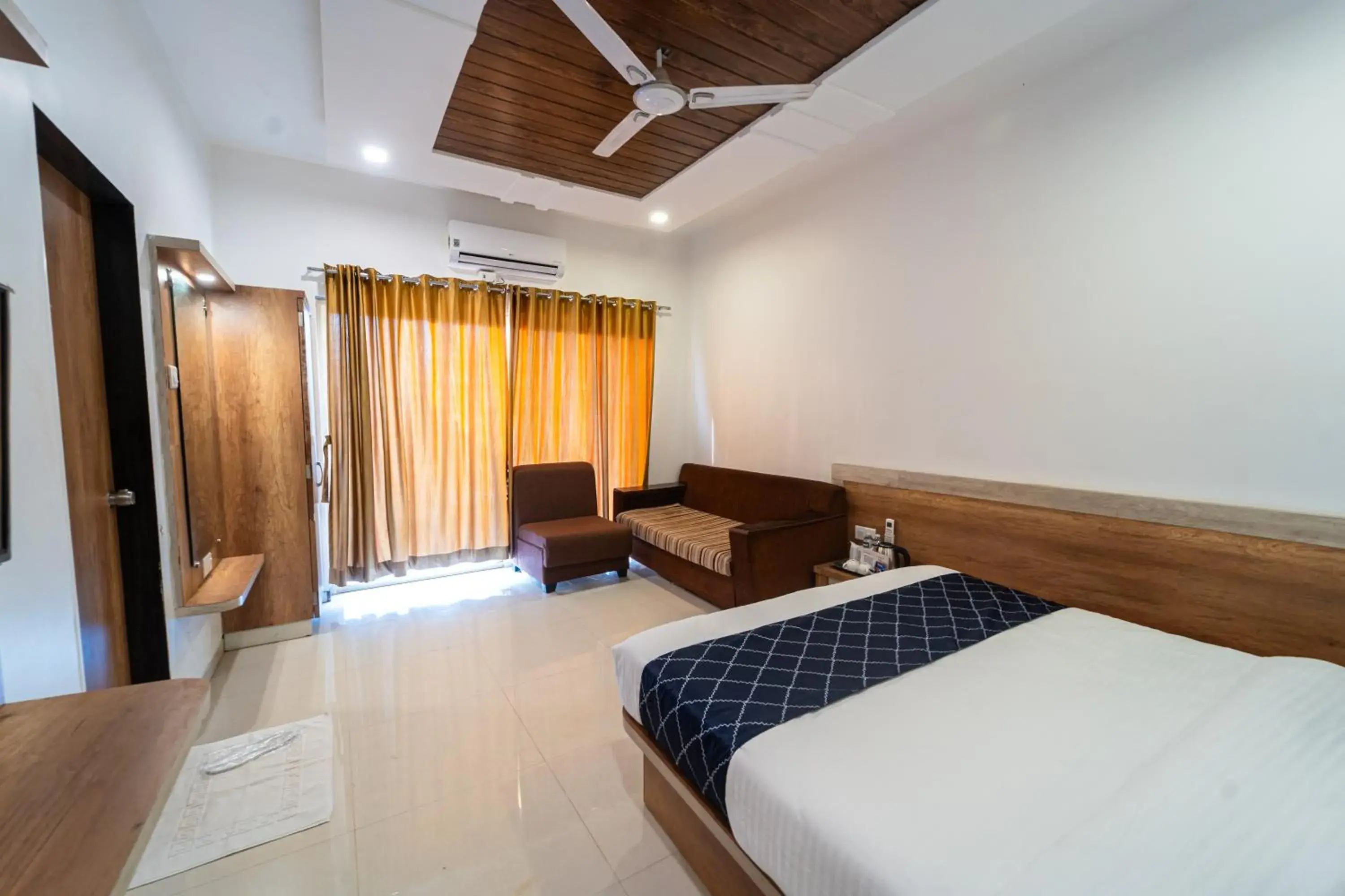 Bed in Strawberry King Resort Bed in Strawberry King Resort