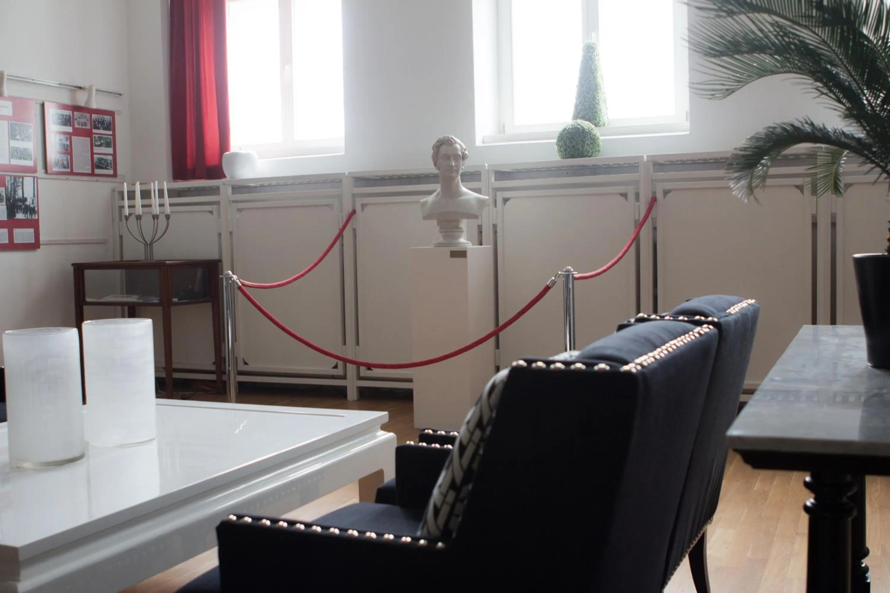 Restaurant/places to eat in Hotel am Theater