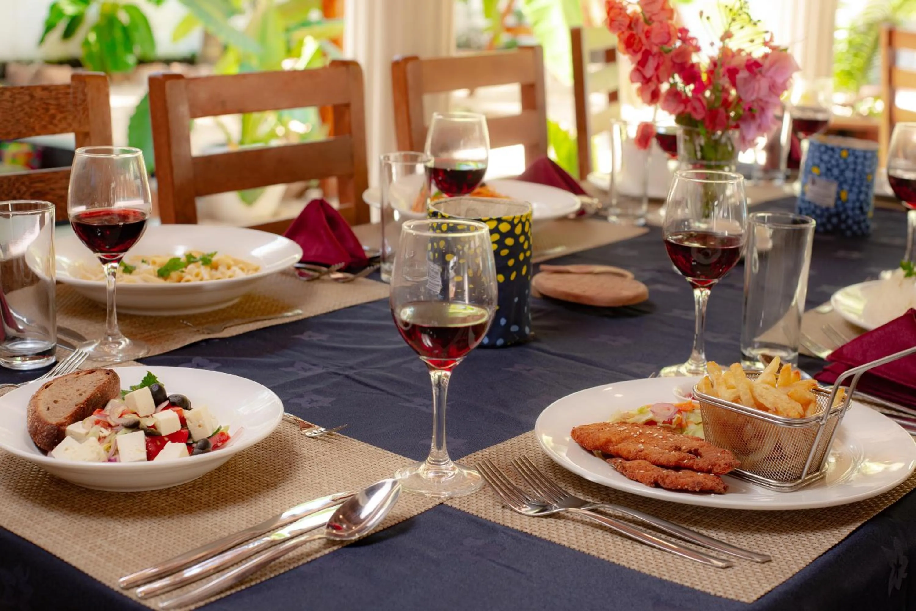 Restaurant/places to eat in Little Pompeji Boutique Hotel - Adults Only