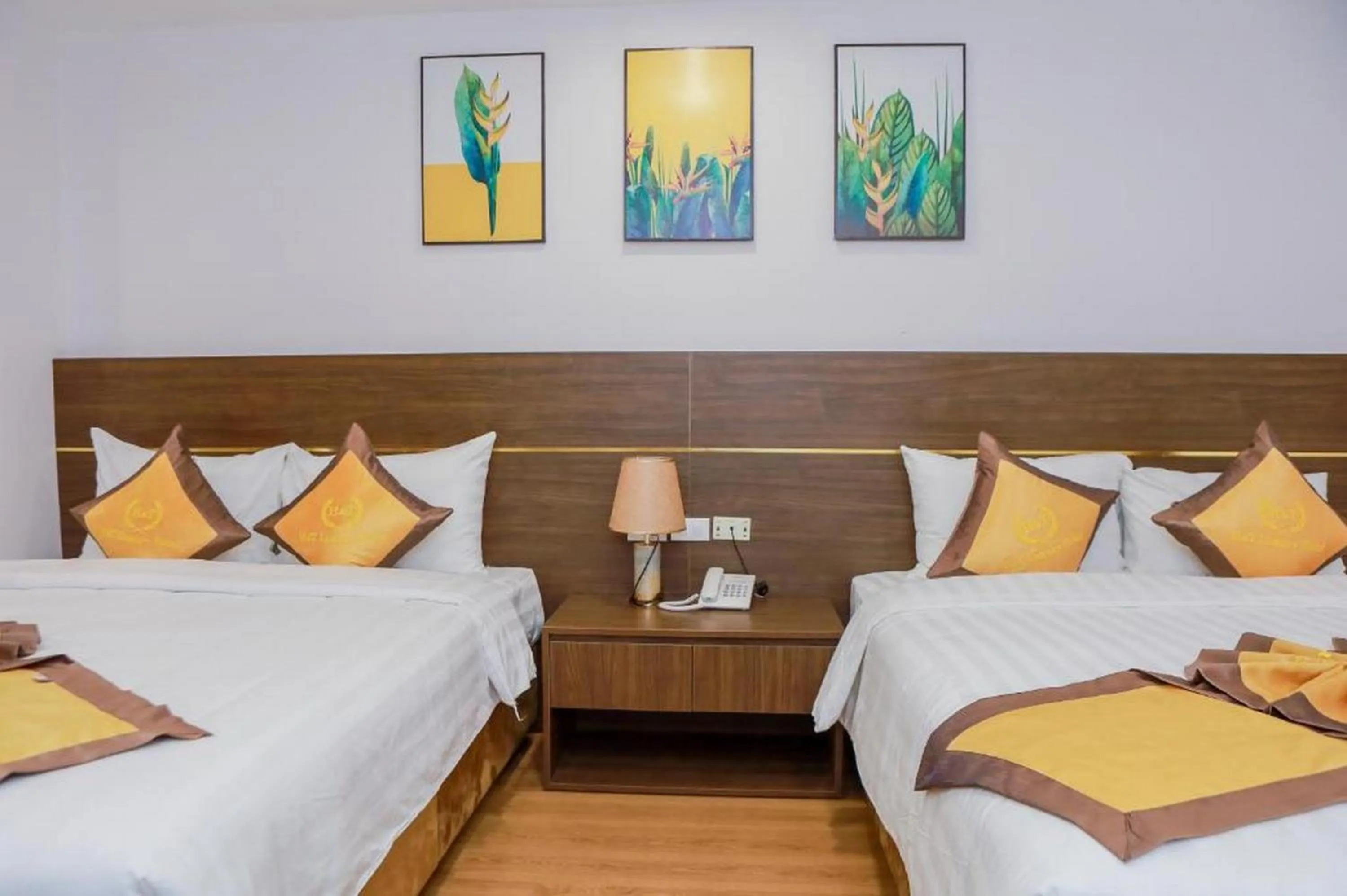 Bed in H&T Luxury Hotel