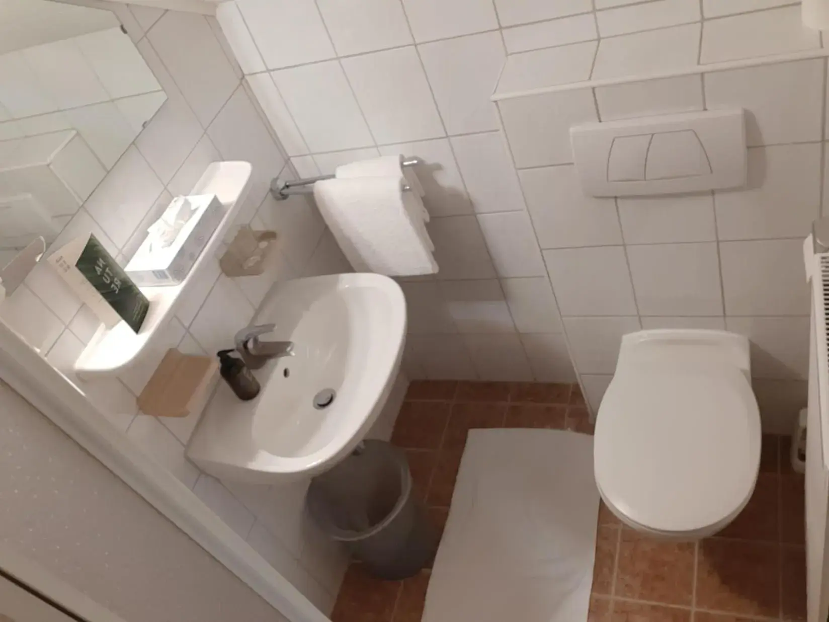 Large Single Room in Hotel Altneudörflerhof Large Single Room in Hotel Altneudörflerhof