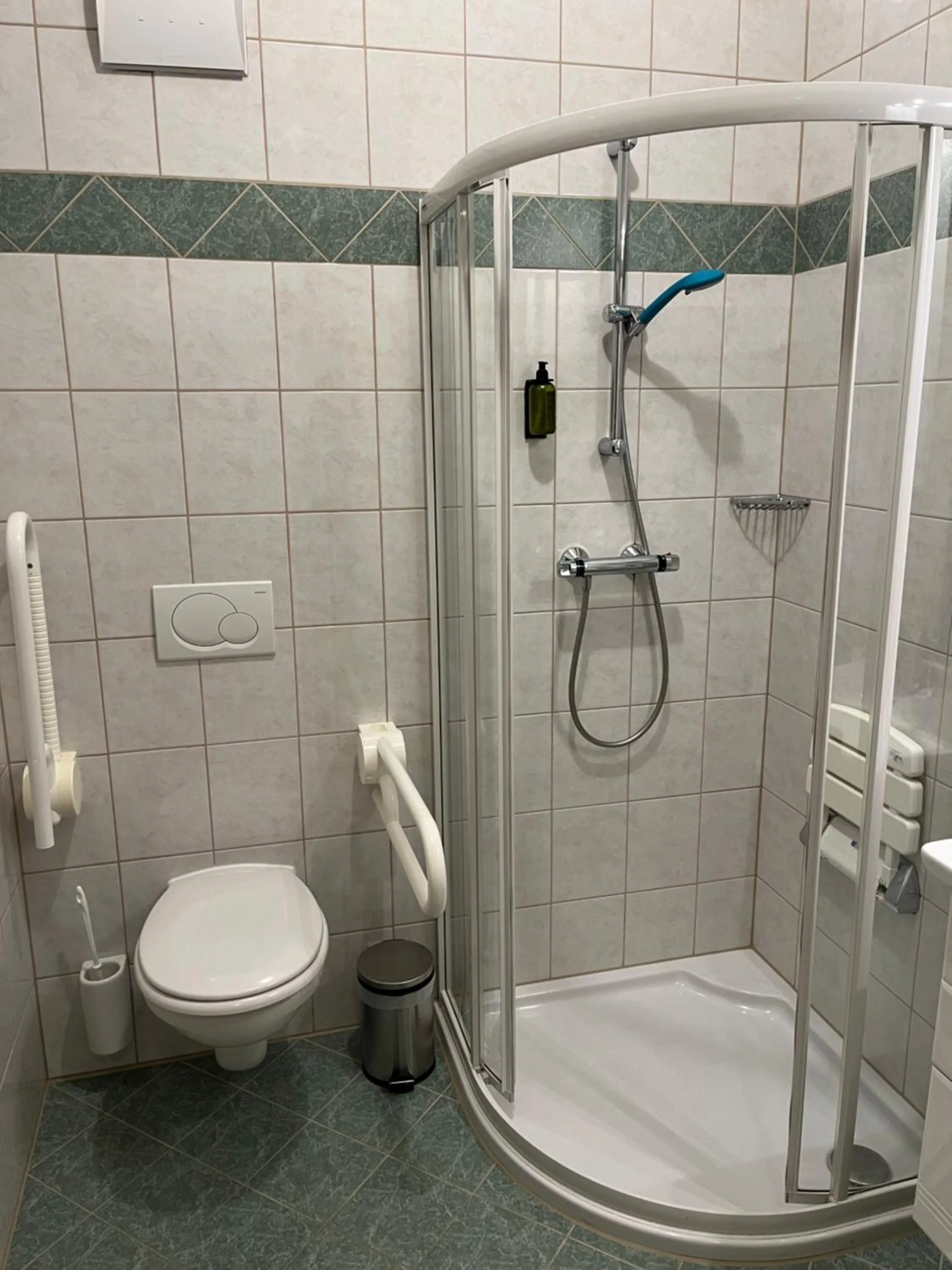 Bathroom in Hotel Altneudörflerhof