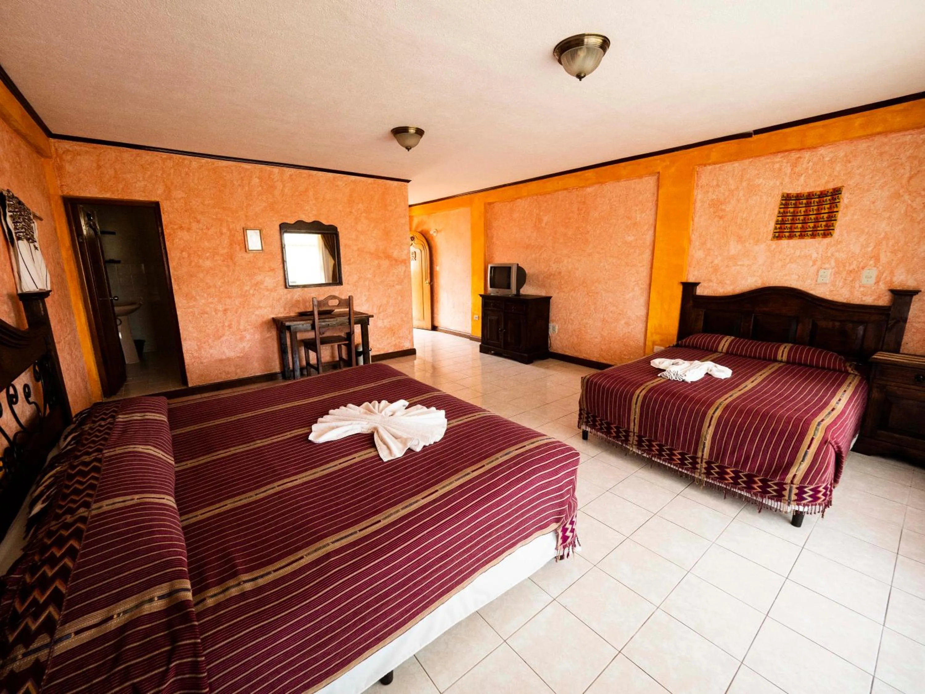 Photo of the whole room, Bed in Hotel Tiosh Abaj