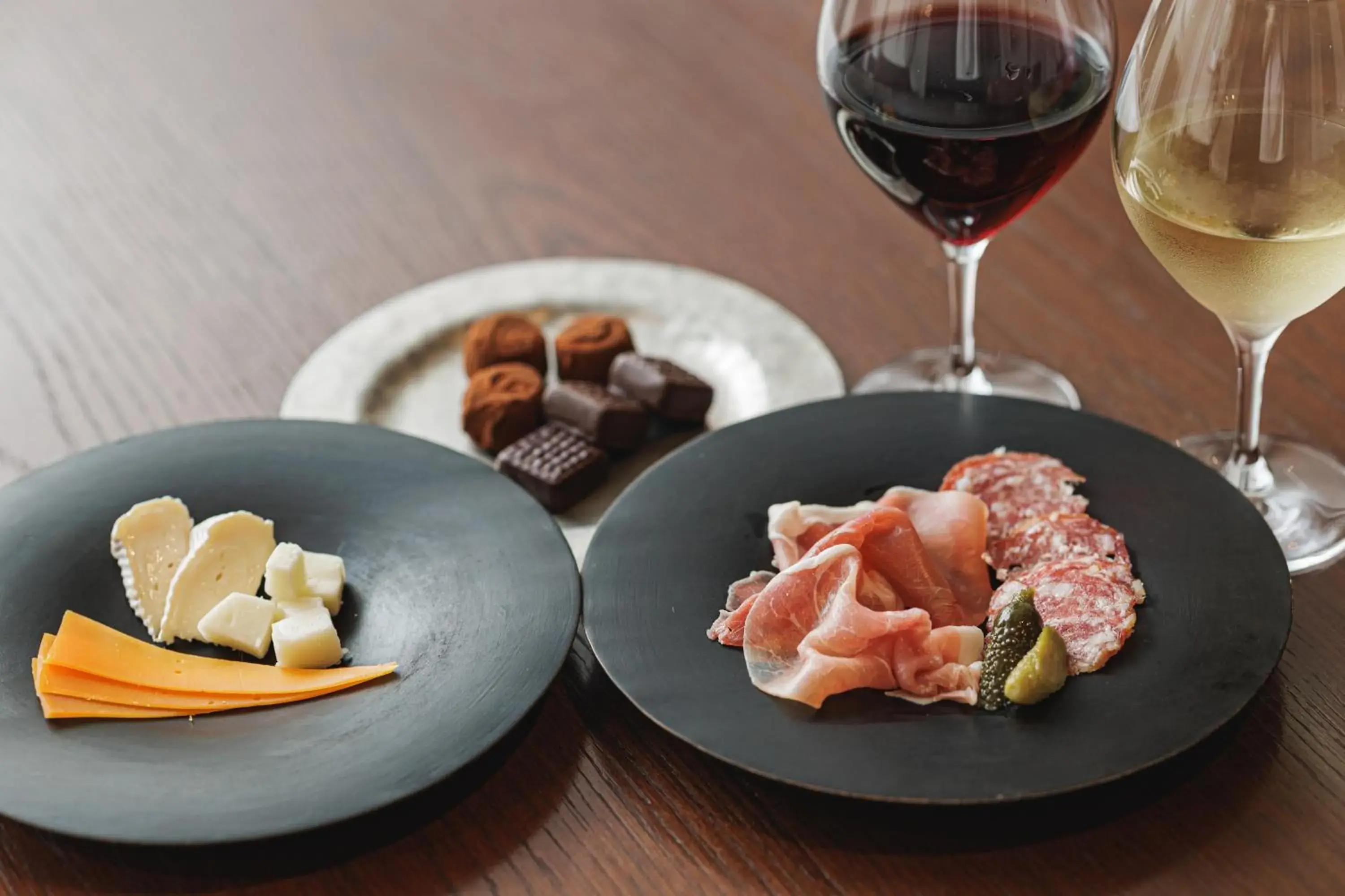 Food and drinks in Marufukuro Food and drinks in Marufukuro