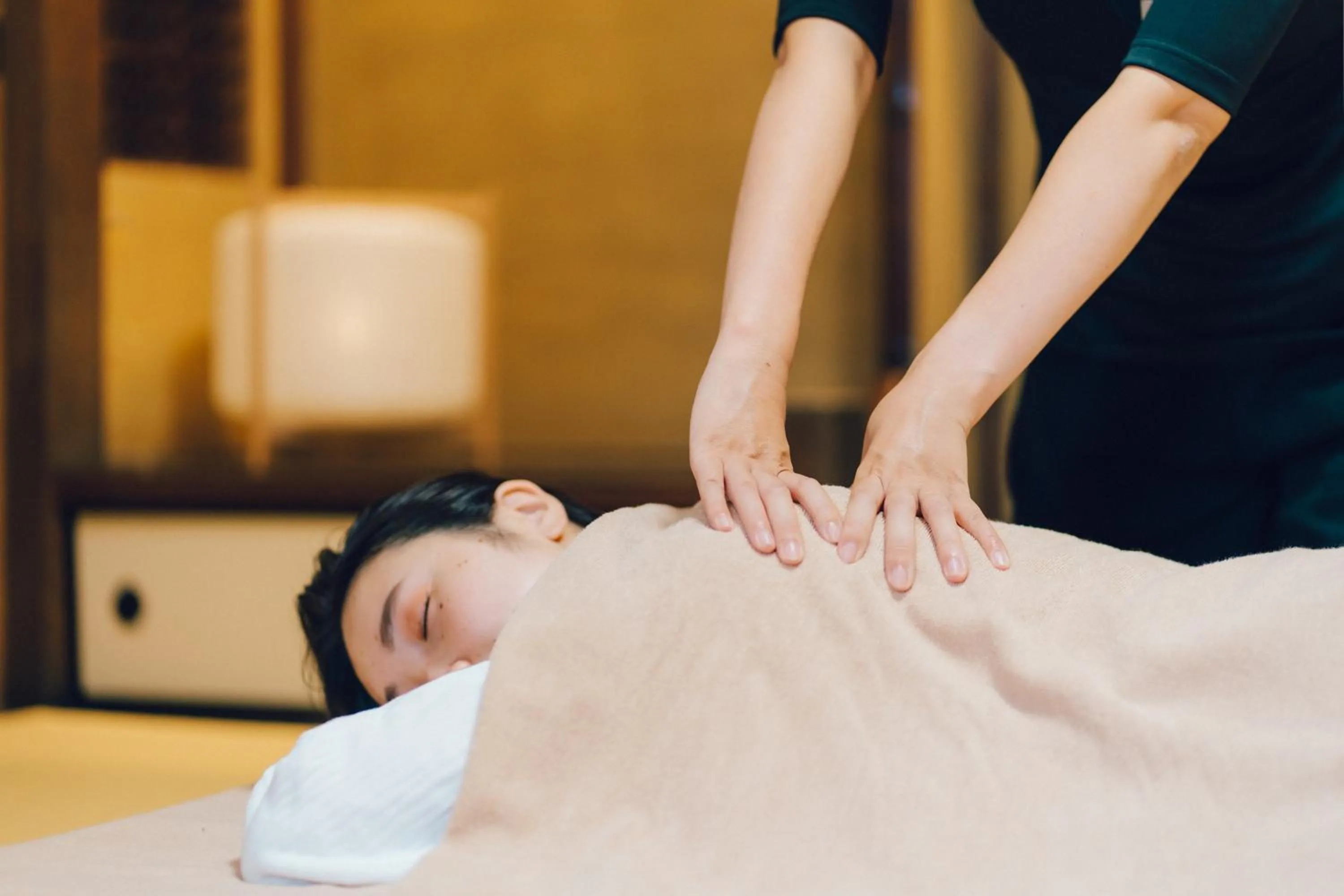 Massage in Marufukuro