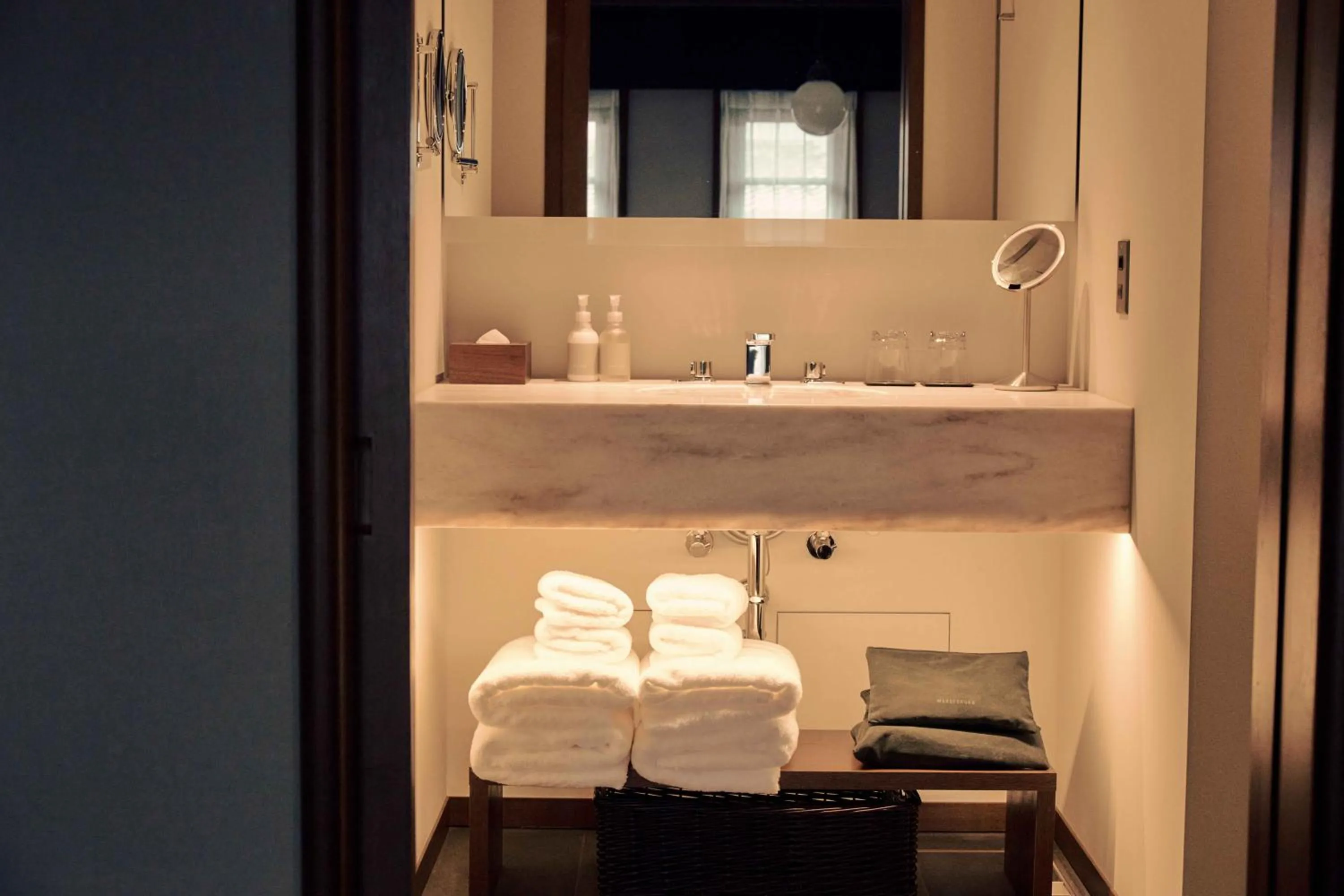 Bathroom in Marufukuro