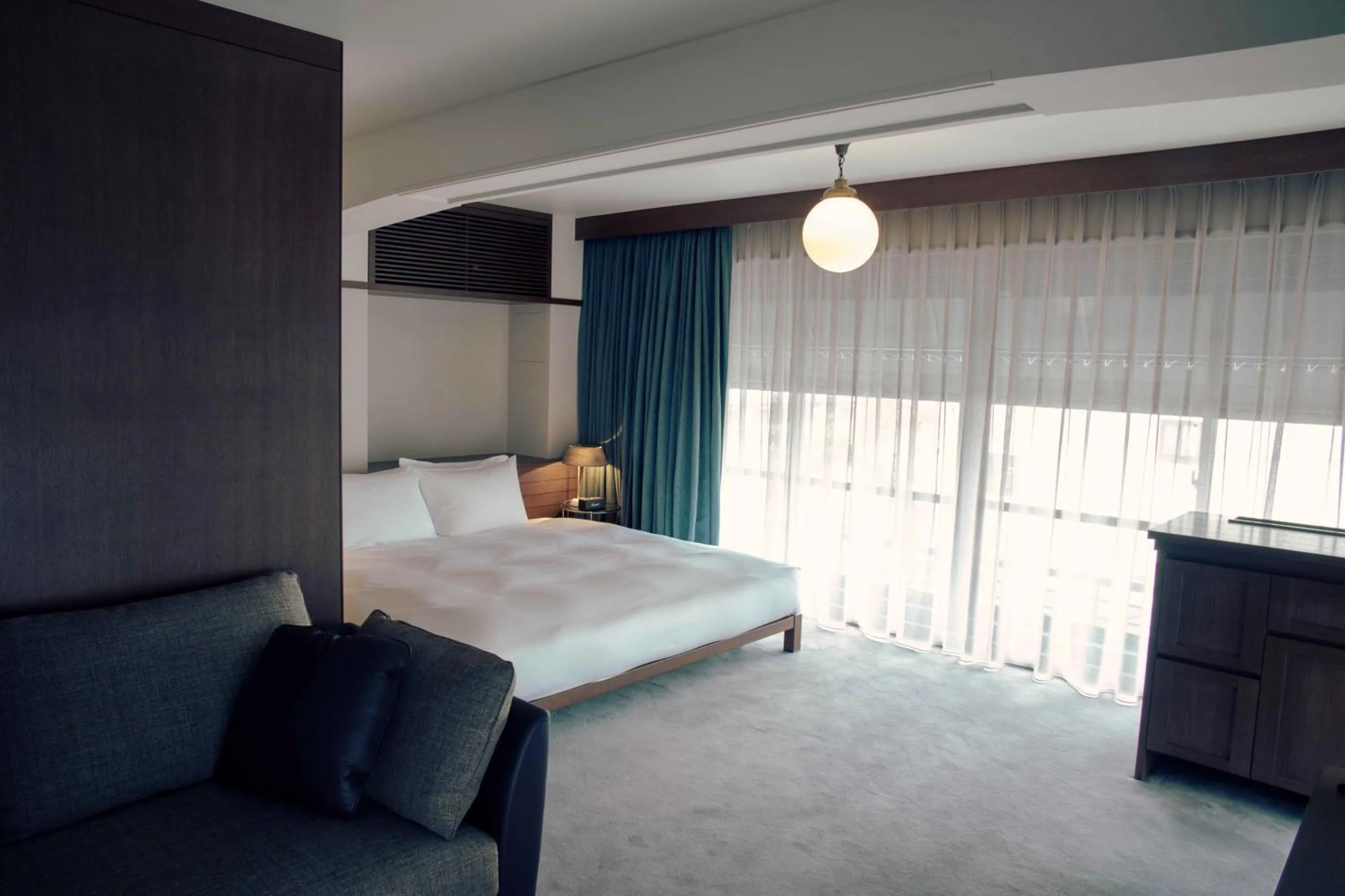 Living room, Bed in Marufukuro