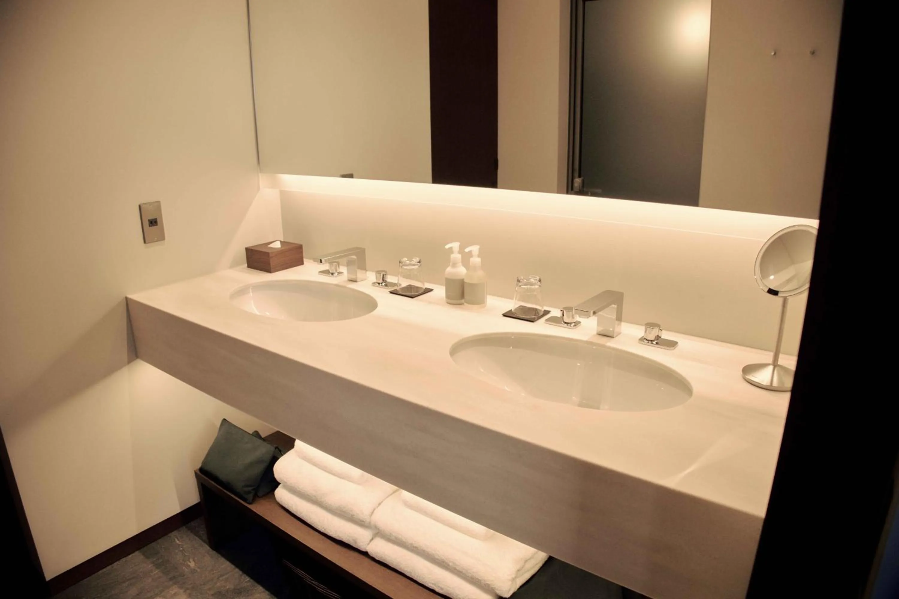 Bathroom in Marufukuro