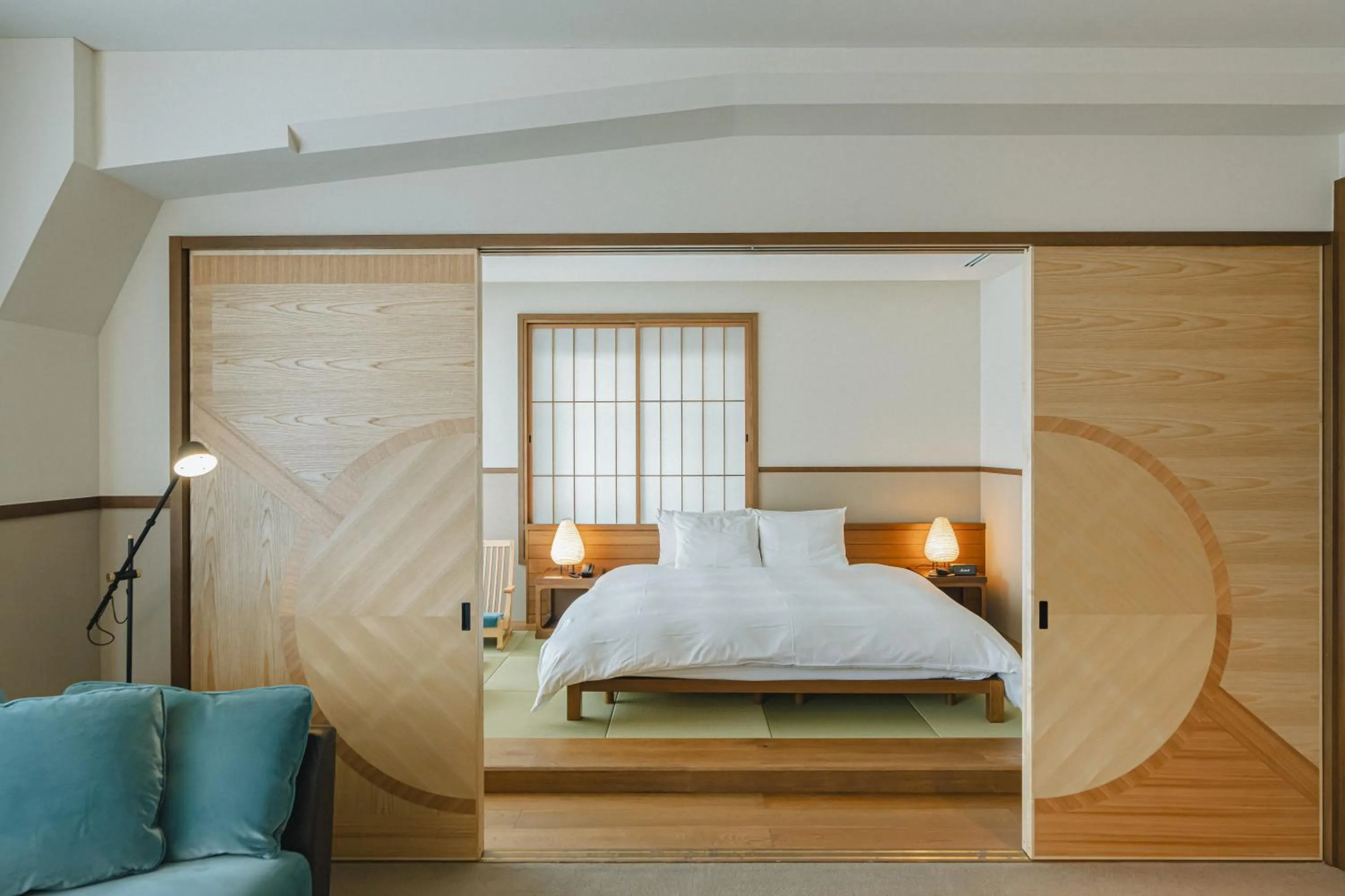 Bed in Marufukuro