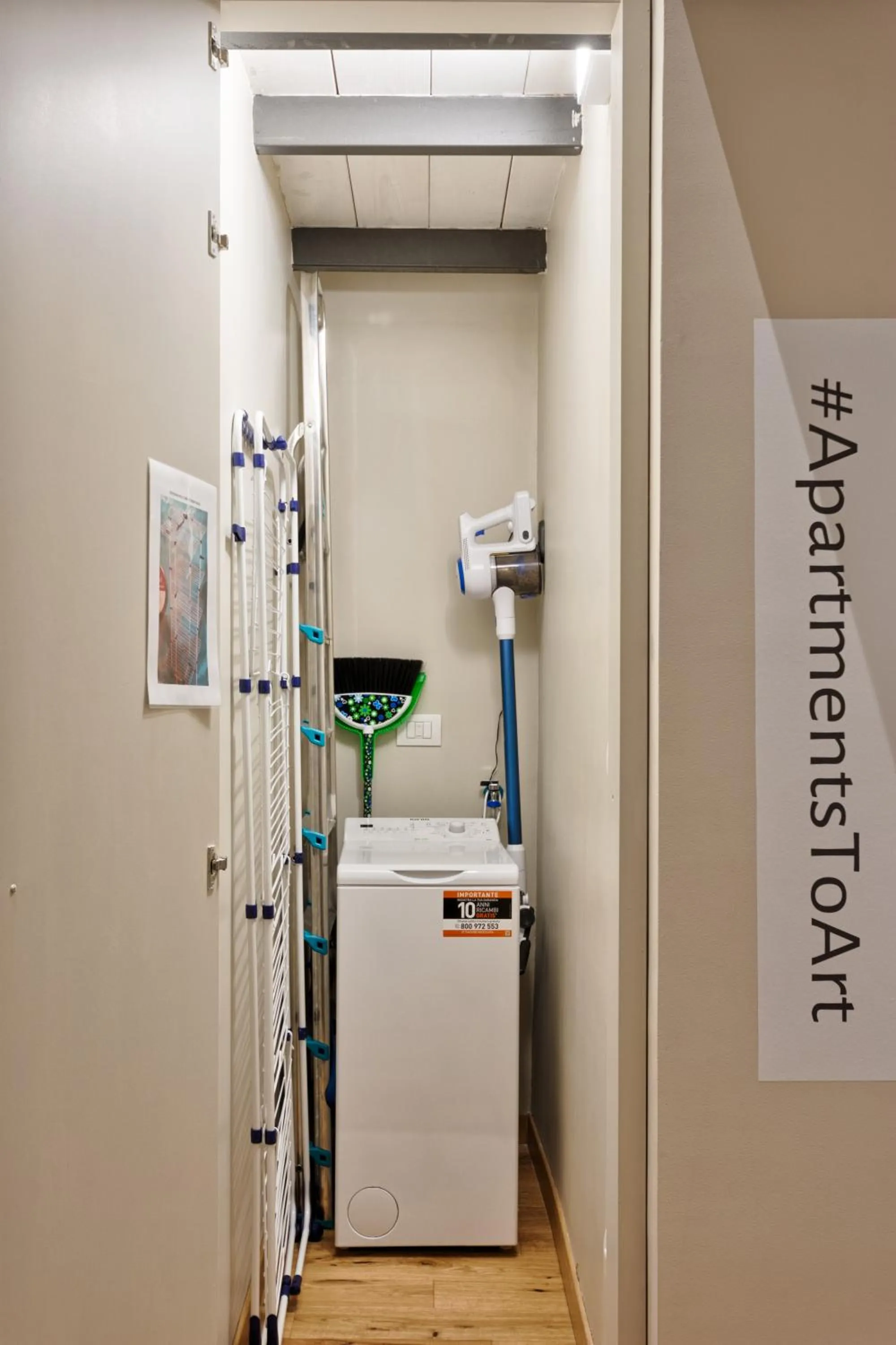 laundry in Casa ALELI' by Apartments To Art