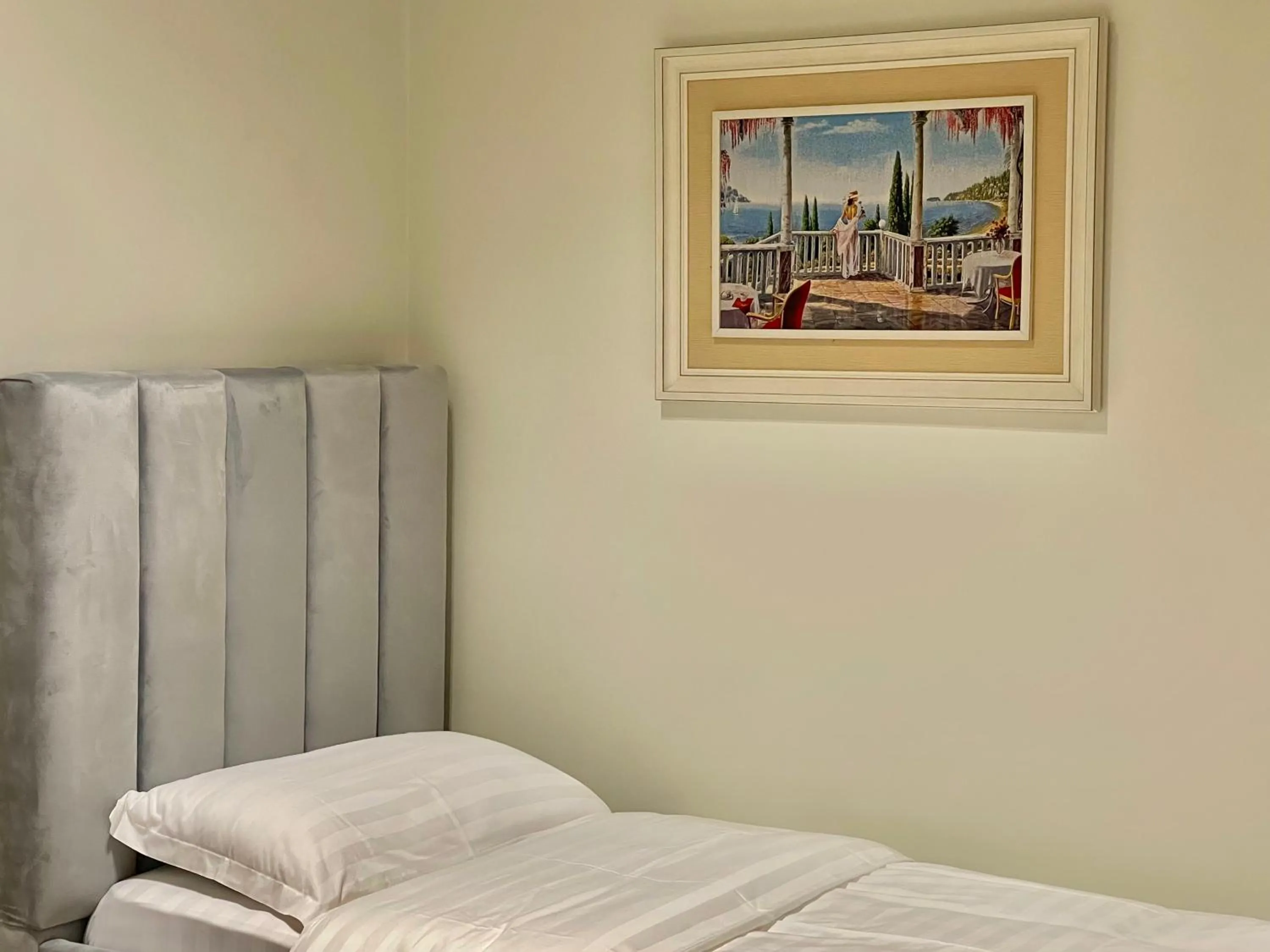 Bed in Bujtina Apsus
