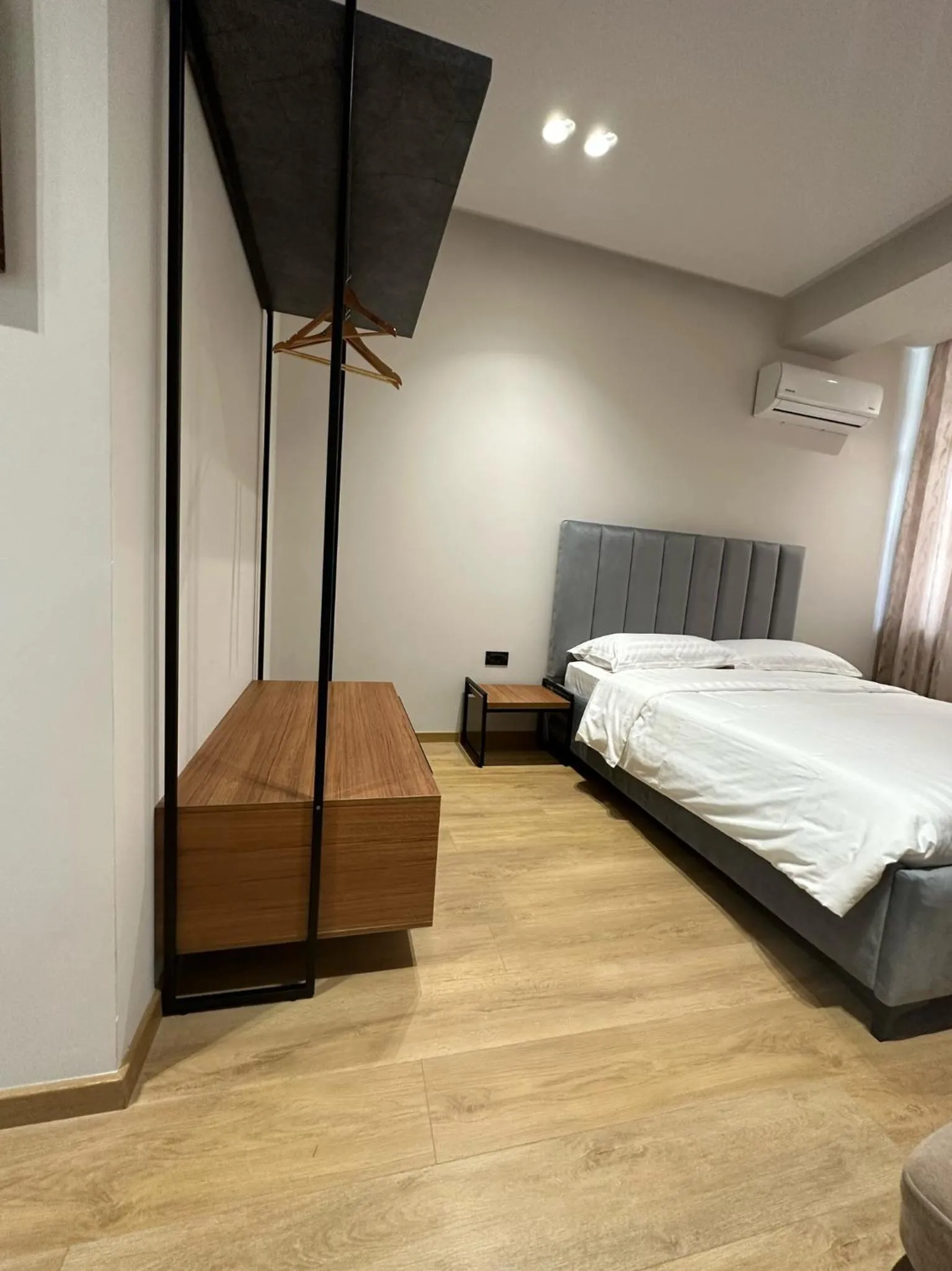 Bed in Bujtina Apsus