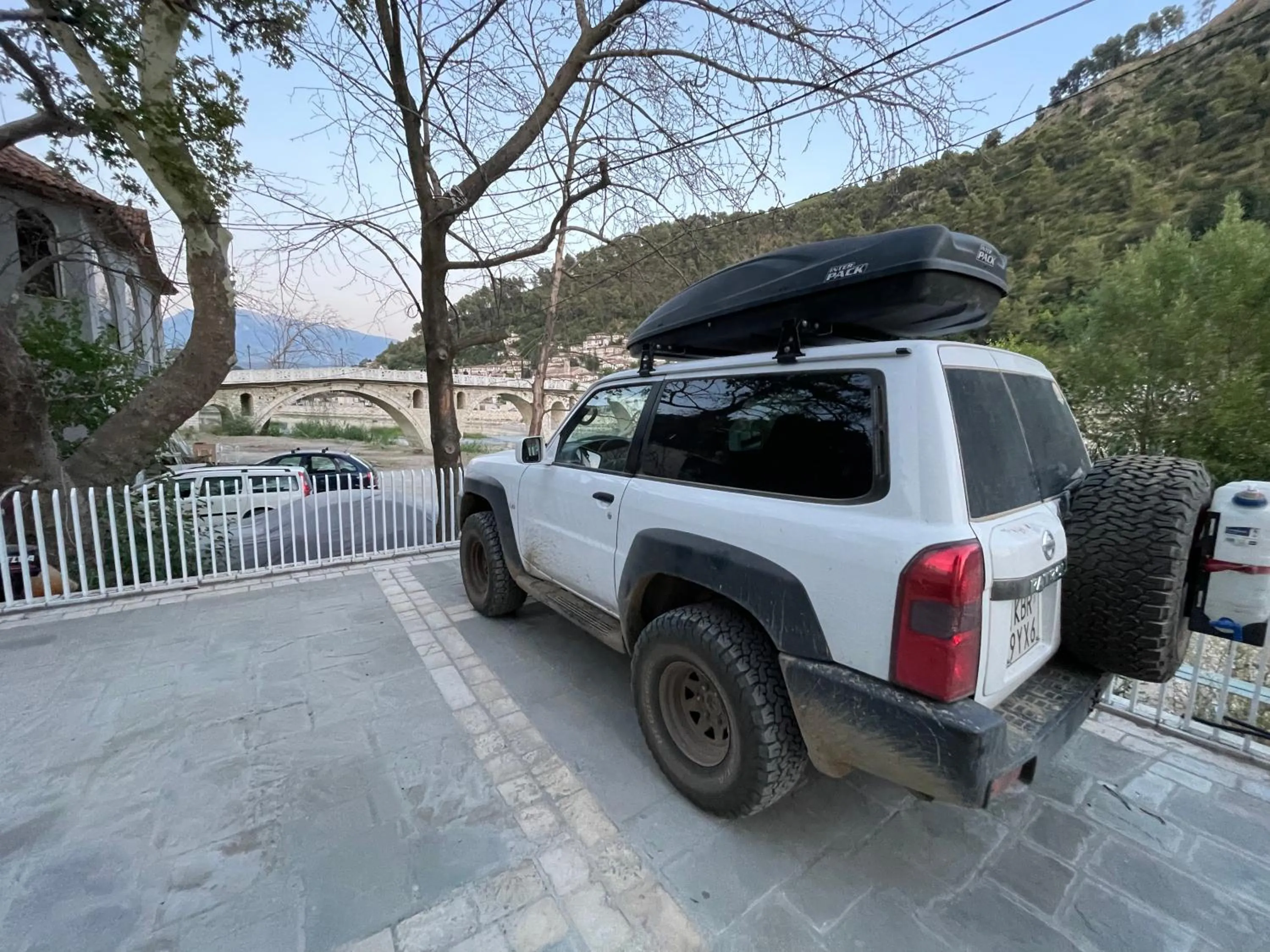 Parking in Bujtina Apsus