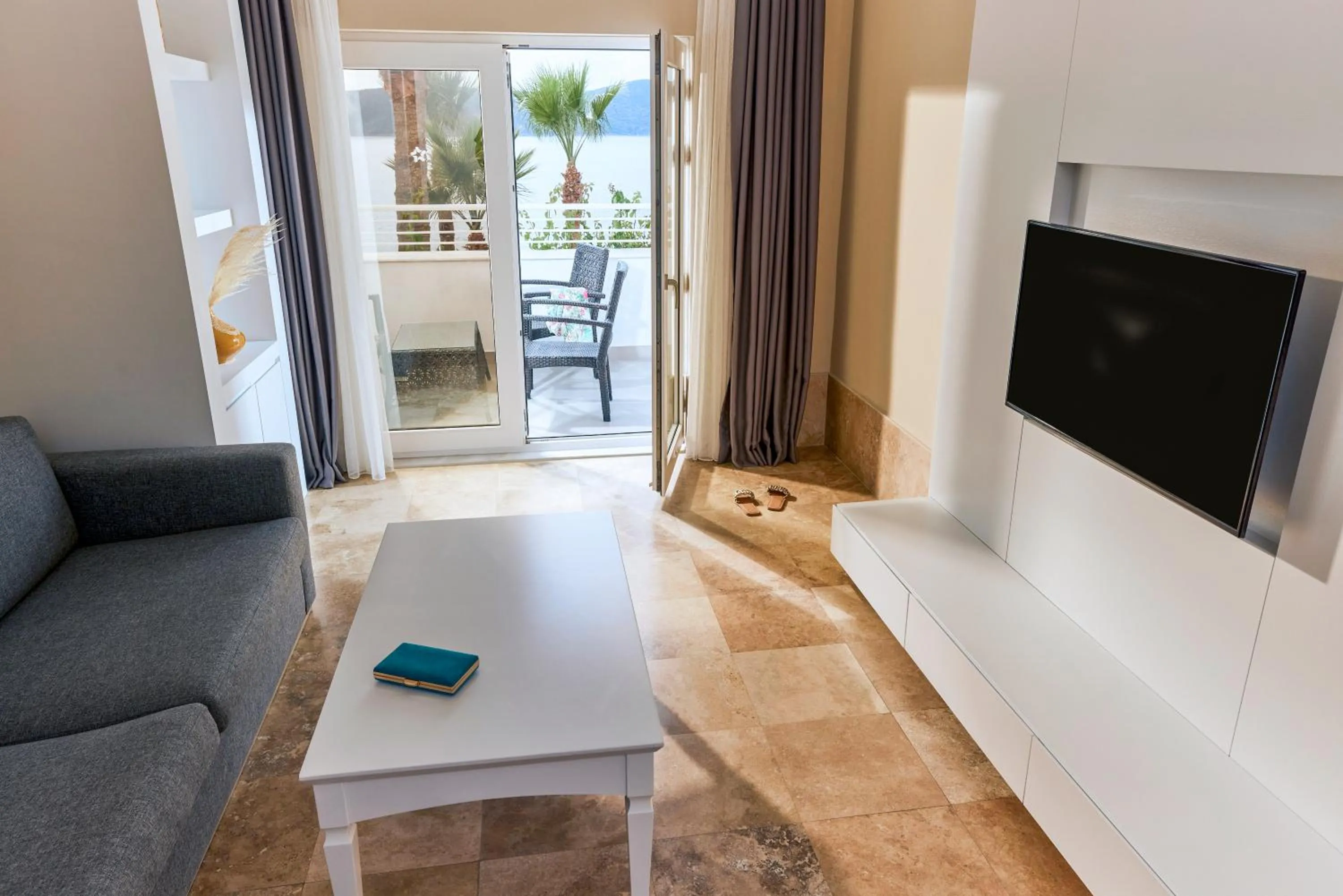 Communal lounge/ TV room in TUI MAGIC LIFE Bodrum - Adults Only