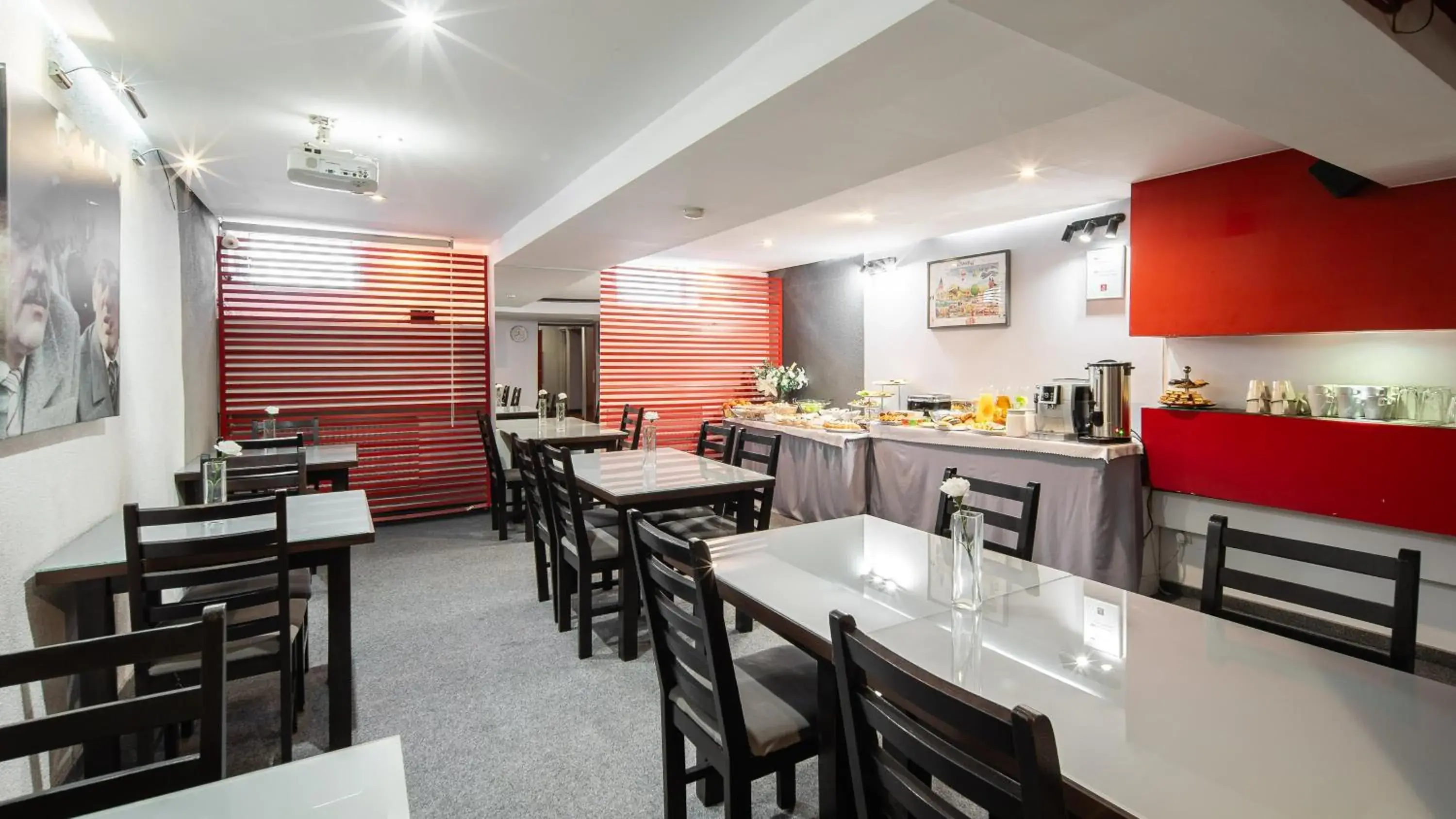 Breakfast in Hotel Delta Breakfast in Hotel Delta