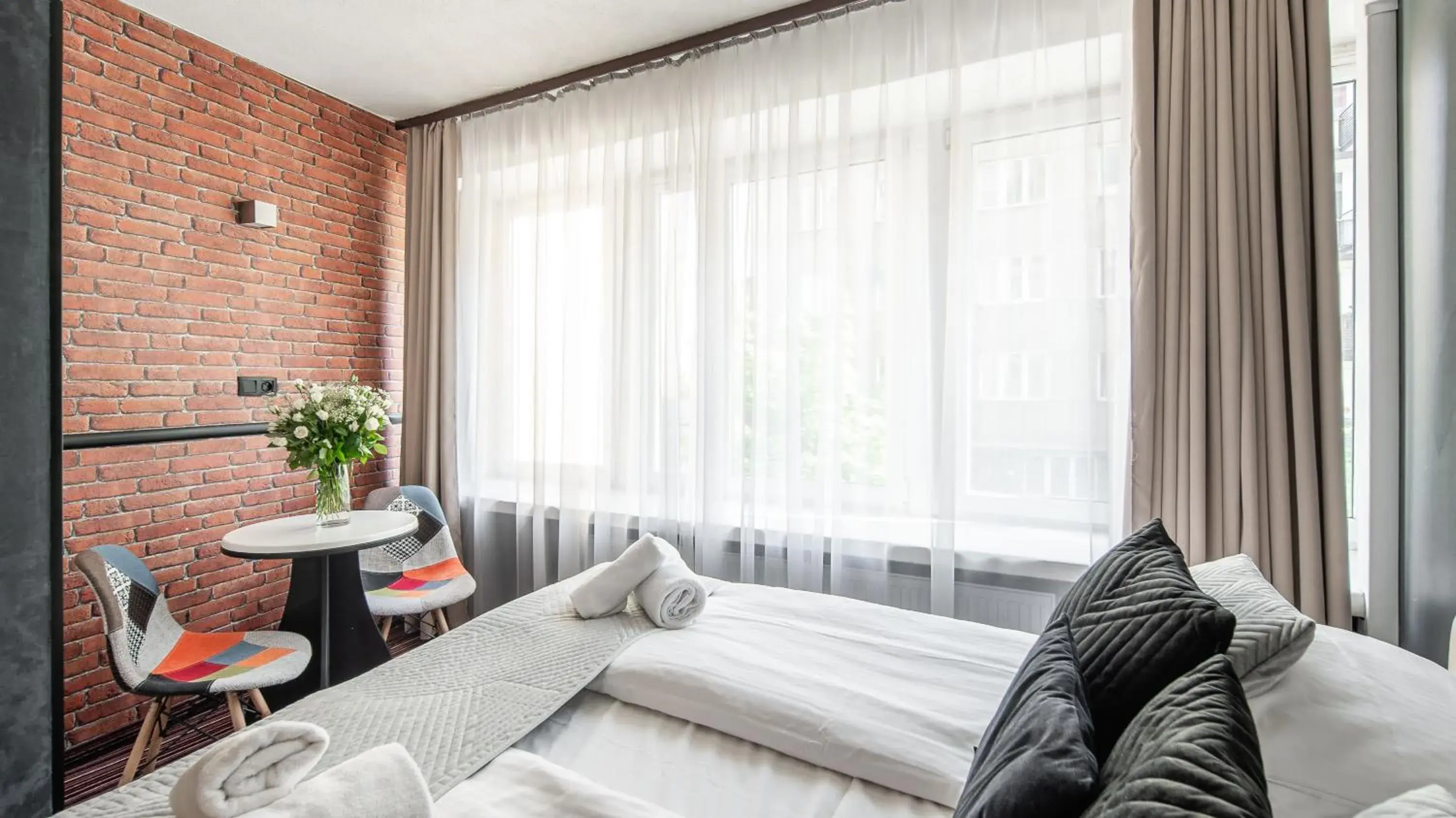 Photo of the whole room, Bed in Hotel Delta Photo of the whole room, Bed in Hotel Delta