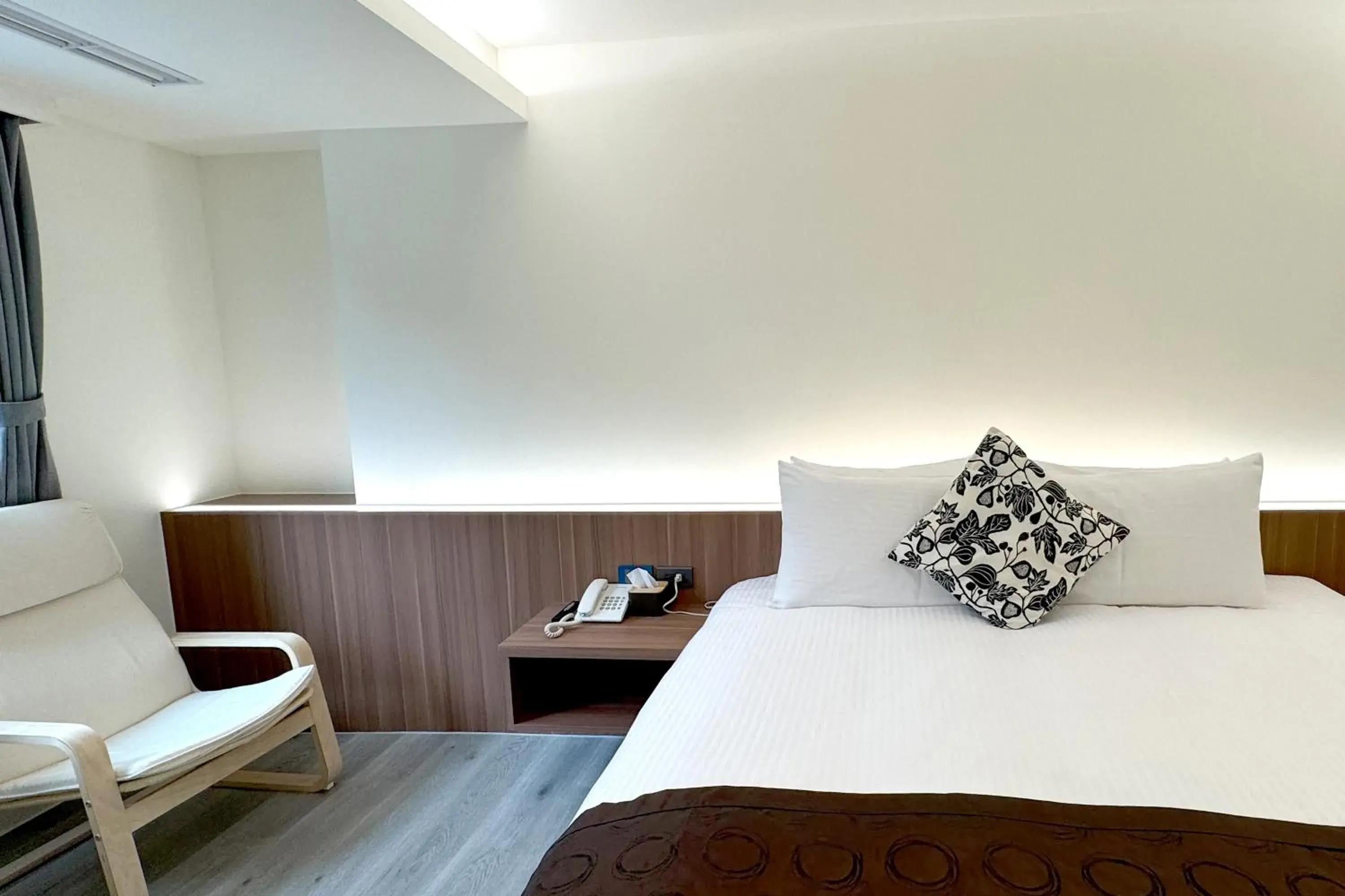 Double Room with Mountain View in Dafong Hotel Double Room with Mountain View in Dafong Hotel