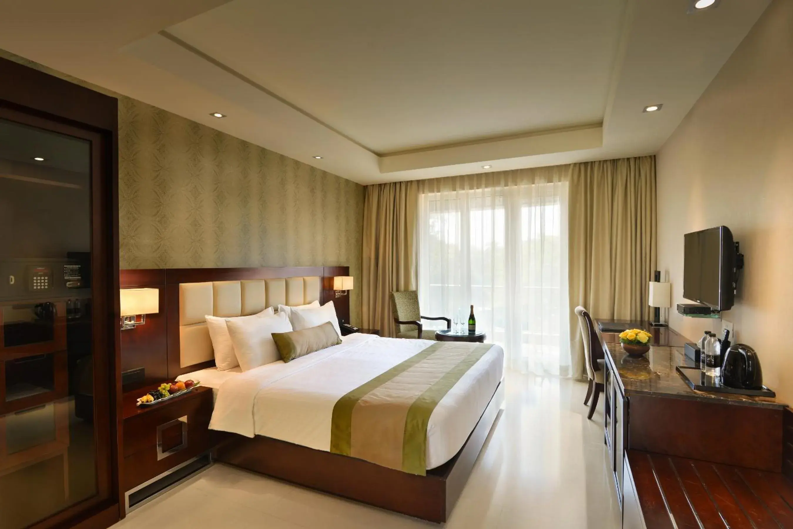 Deluxe Double Room - 15% off on F&B and Spa in The Acacia Hotel & Spa Deluxe Double Room - 15% off on F&B and Spa in The Acacia Hotel & Spa