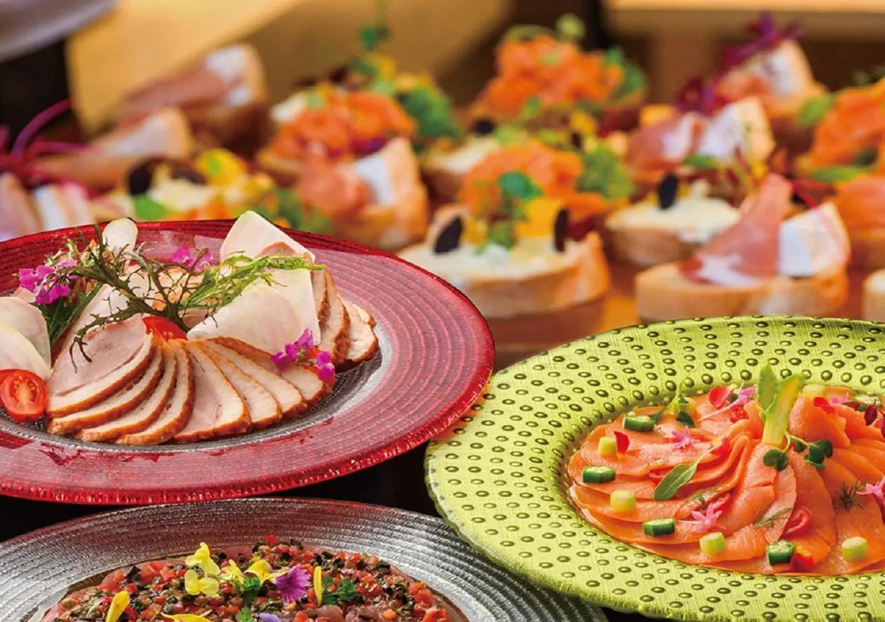 Restaurant/places to eat in Hotel Monterey Okinawa Spa & Resort