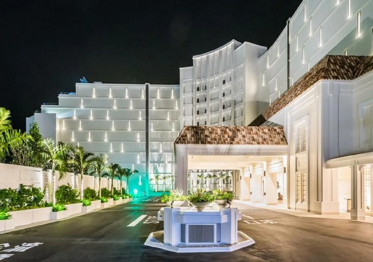 Property building in Hotel Monterey Okinawa Spa & Resort