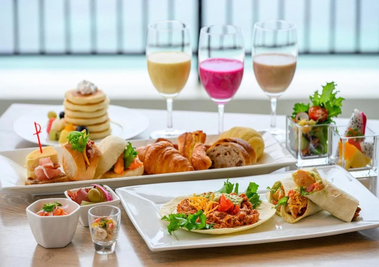 Restaurant/places to eat in Hotel Monterey Okinawa Spa & Resort